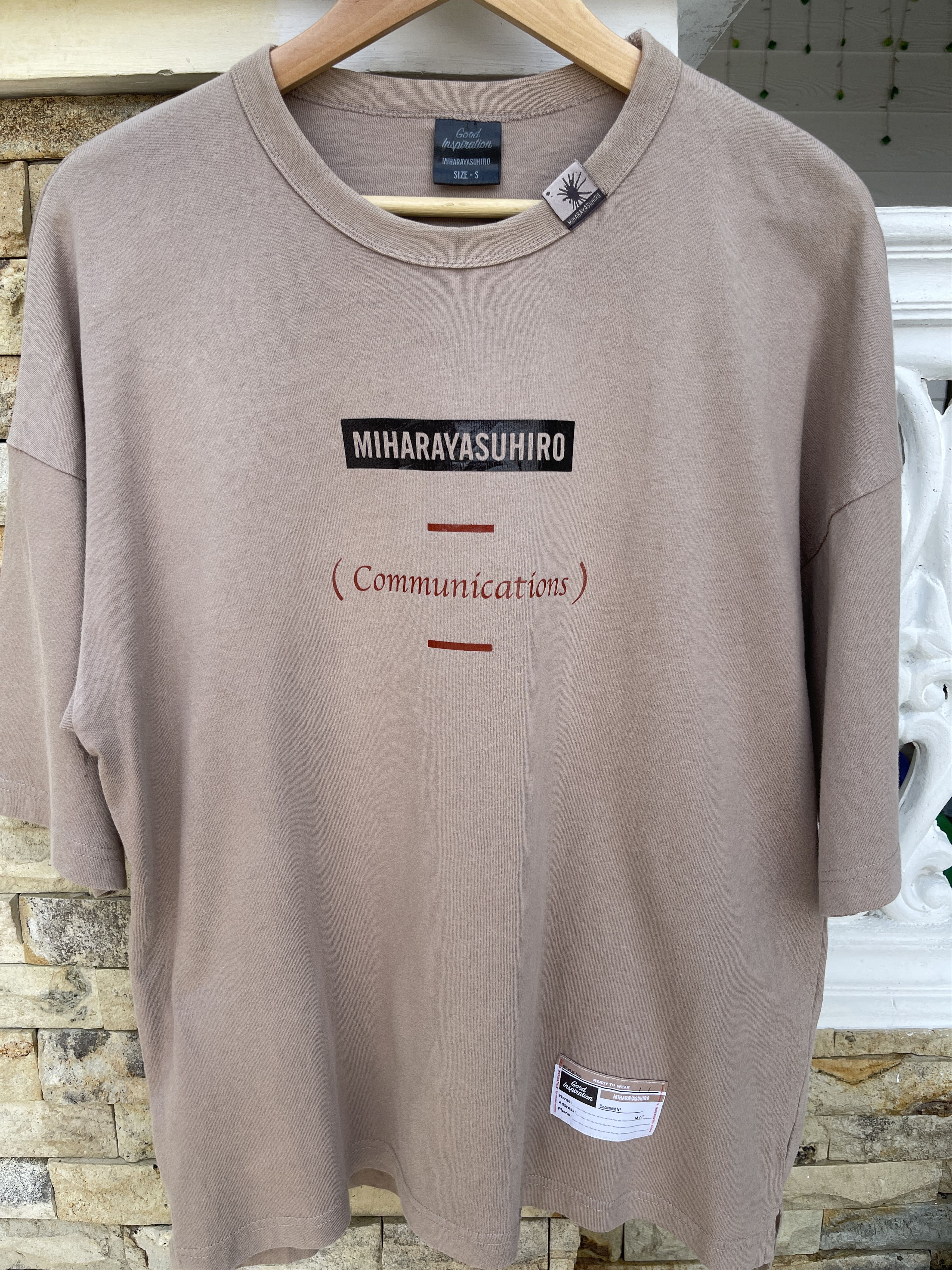GU × Maison MIHARA YASUHIRO Last Drop🔥Rare🔥Gu x Mihara Yasuhiro T-Shirt Size US M / EU 48-50 / 2 - 2 Thumbnail