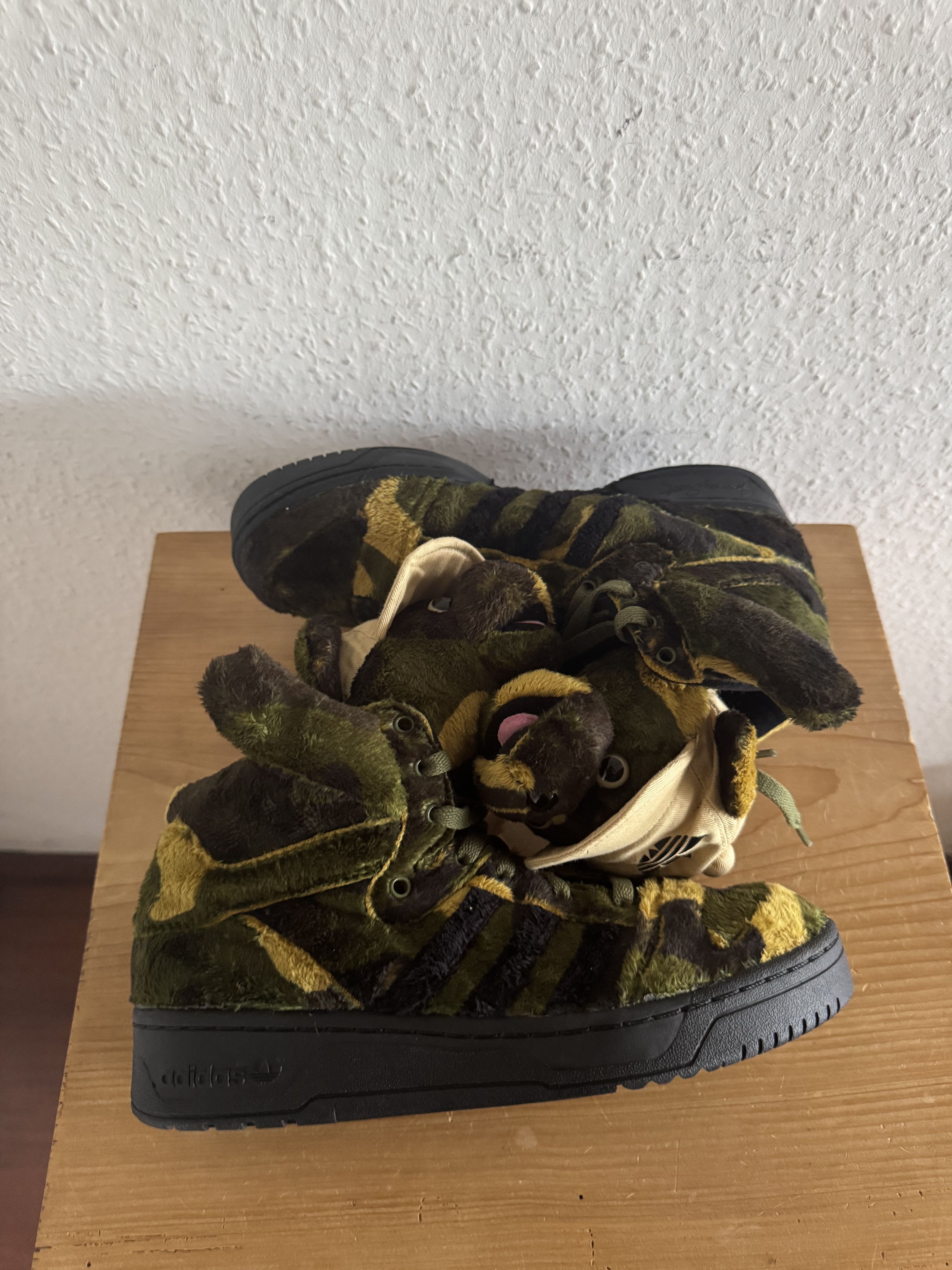 Adidas × Jeremy Scott JS Camo Teddy Bear High Top Sneakers Size US 8 / EU 41 - 6 Thumbnail
