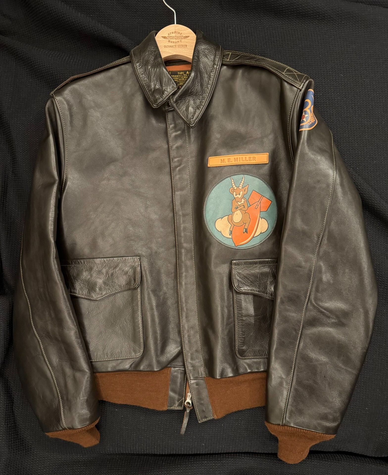 TOYS McCOY TOYS McCOY A-2 Horsehide Nose Art Size US XXS / EU 40 - 1 Thumbnail