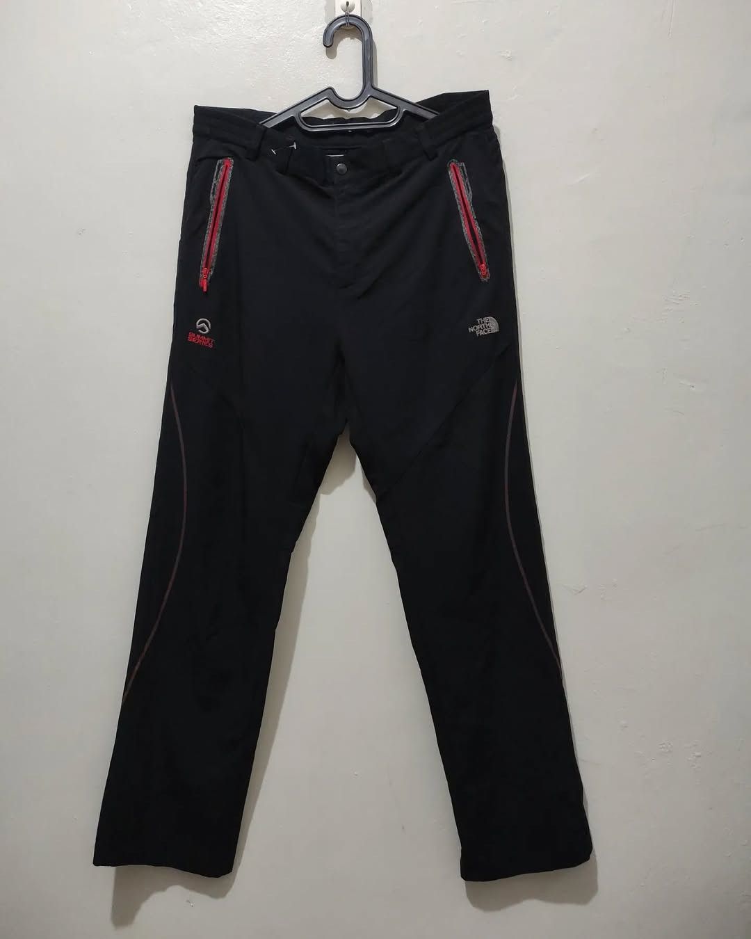 The North Face Vintage The North Face Summit Series Track Pants Size US 32 / EU 48 - 1 Thumbnail