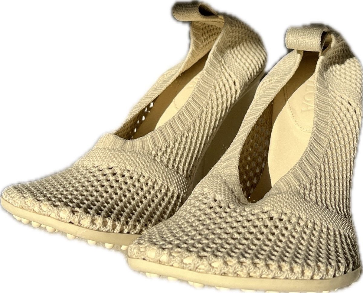 Bottega Veneta Bottega Veneta Atomic Pumps Sea Salt sz 40 Size US 11 / IT 41 - 4 Thumbnail
