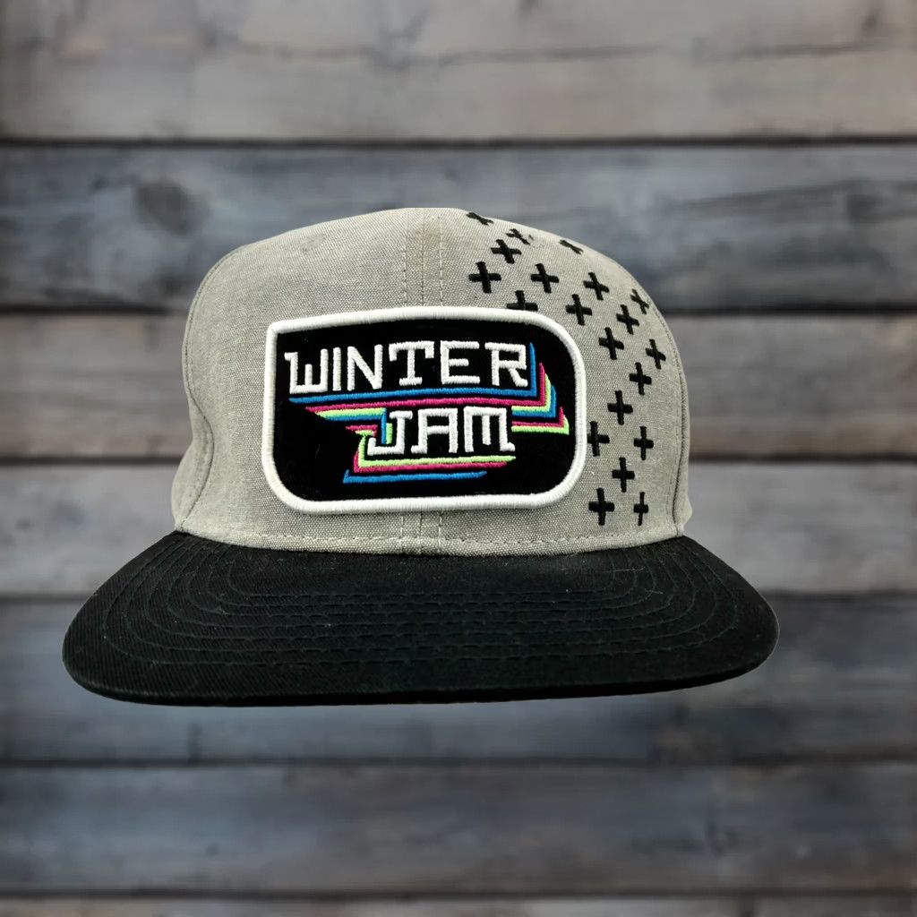 Vintage VINTAGE Essential Artist Winter Jam Snapback Hat Baseball Gray/Black Embroidery Mens Adjustable Cotton Cap Size ONE SIZE - 1 Thumbnail