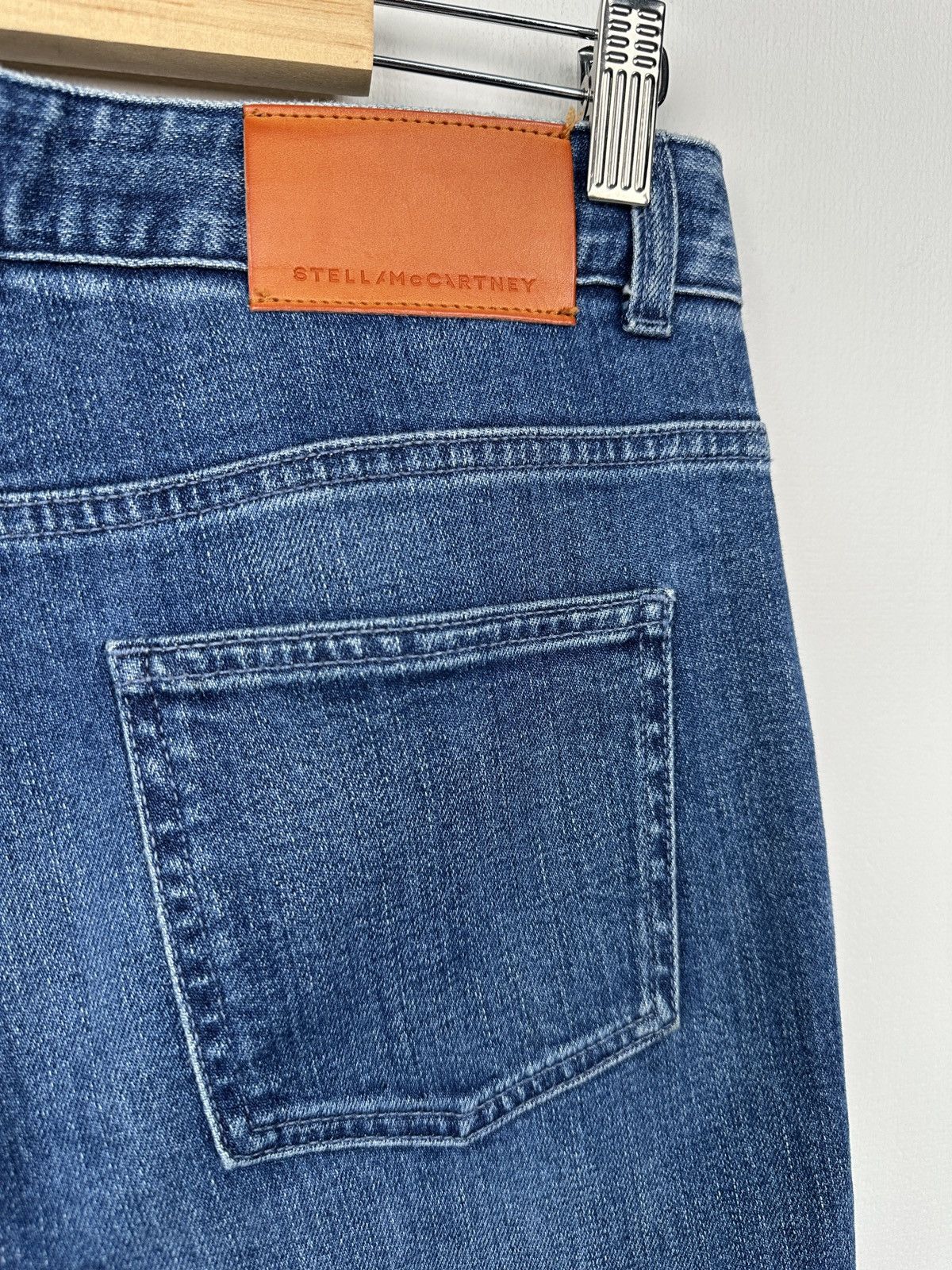 Stella McCartney Stella McCartney Side Patched Logo Blue Jeans Women’s sz 27 Size 27" / US 4 / IT 40 - 7 Thumbnail