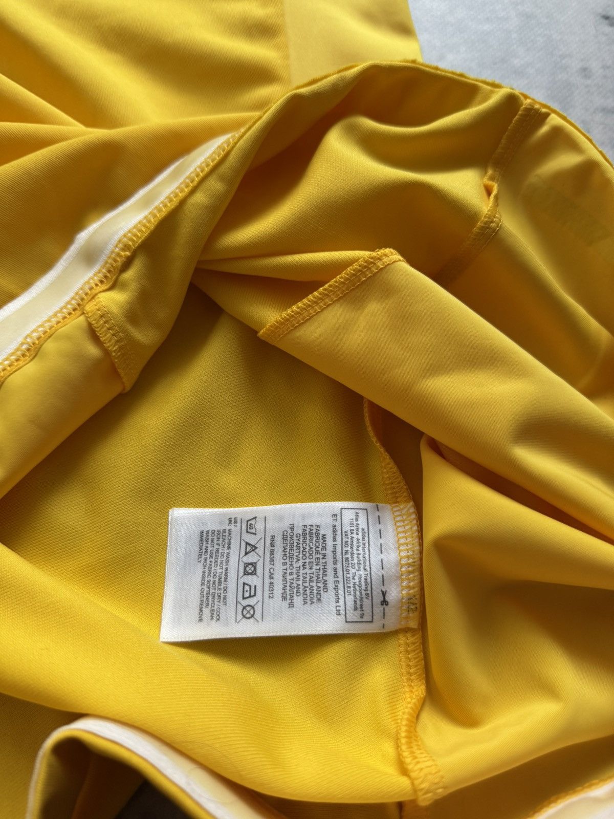 Other 🇺🇦Ukraine Jersey NWT NEW tee Football Rare Mydrik Style Size US L / EU 52-54 / 3 - 9 Thumbnail