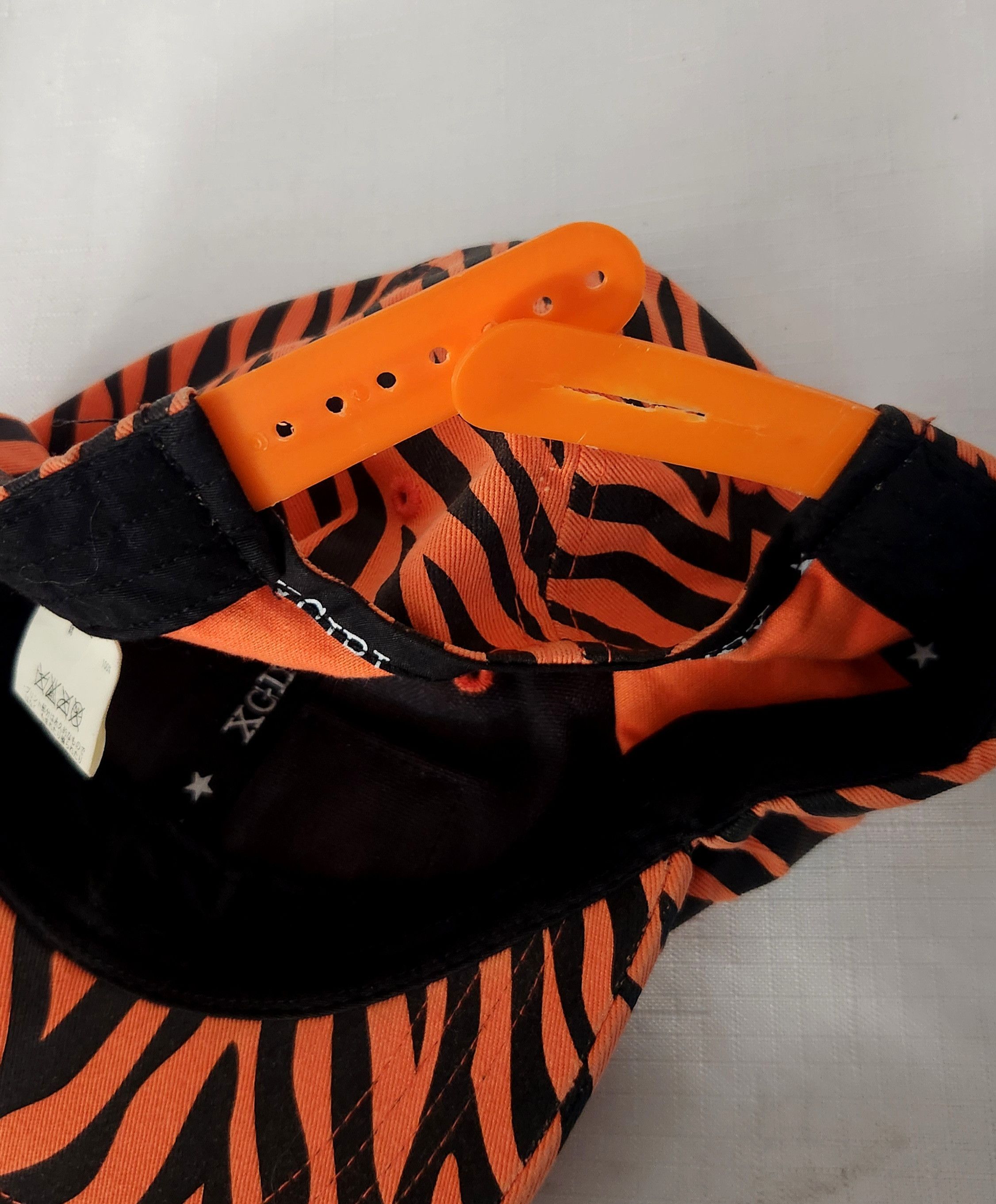 Japanese Brand Vintage X-Girl Skateboard Rare Tiger Leopard SnapBack OS Size ONE SIZE - 8 Thumbnail