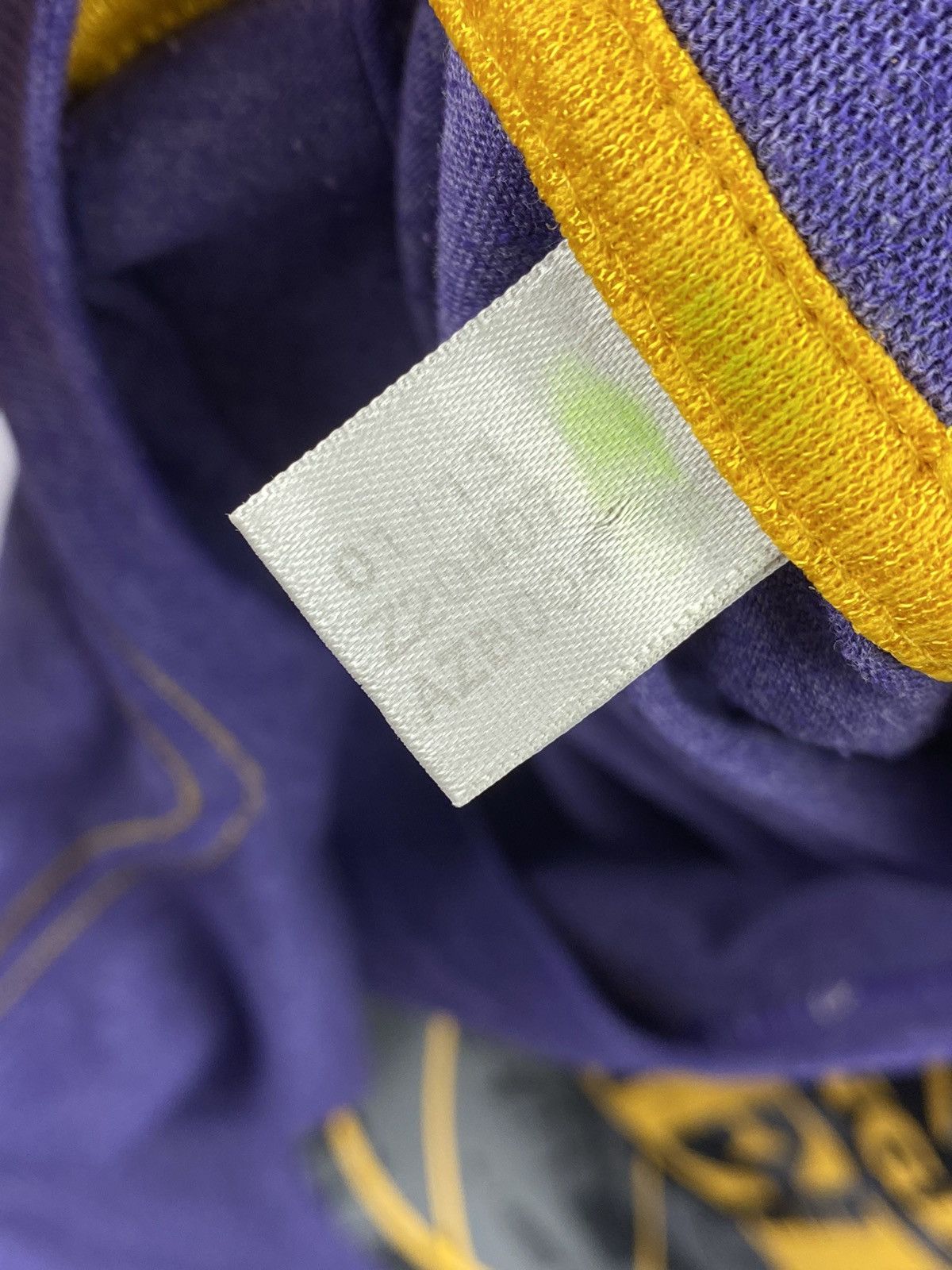 Adidas × NBA Vintage Adidas Kobe Bryant NBA Lakers T-shirt Size US M / EU 48-50 / 2 - 9 Thumbnail