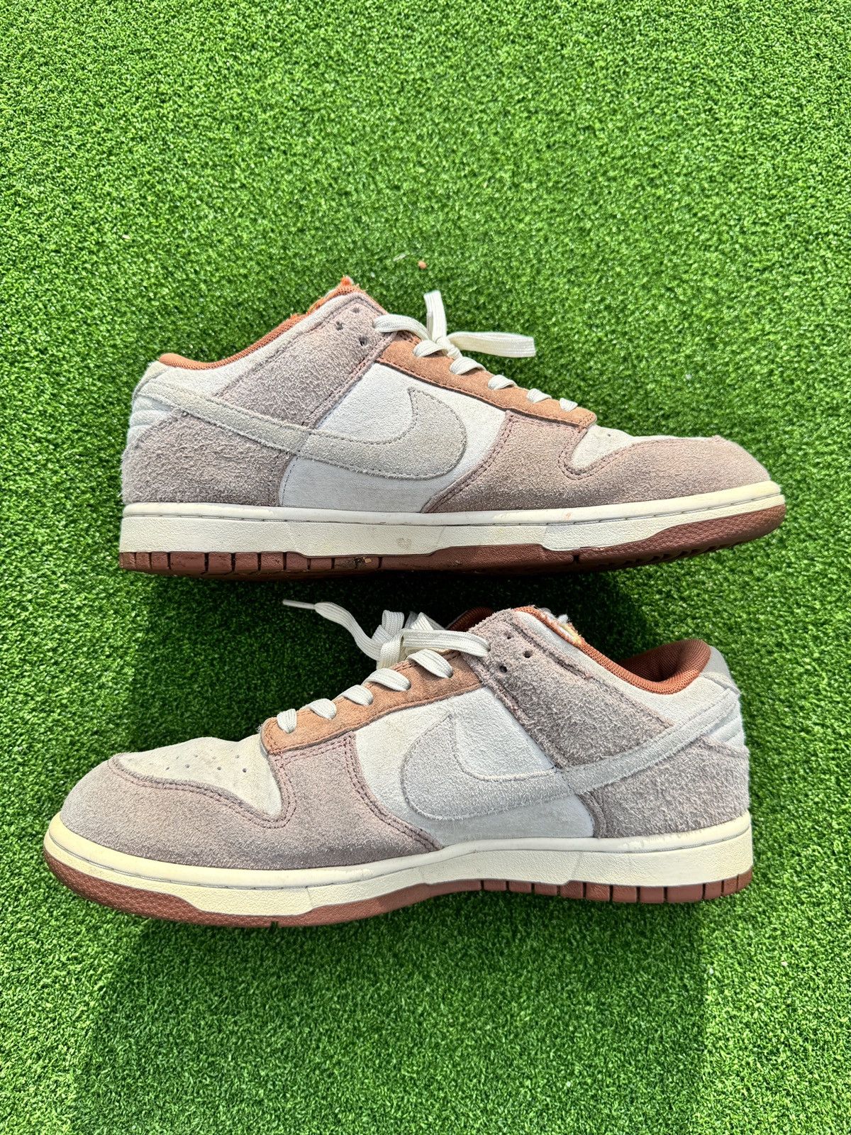 Nike Nike Dunk “Curry” Size US 10 / EU 43 - 3 Thumbnail