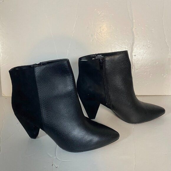 Other LifeStride Pointed Toe Black Snakeskin Ankle Boots Sz 7W Size US 7 / IT 37 - 3 Thumbnail