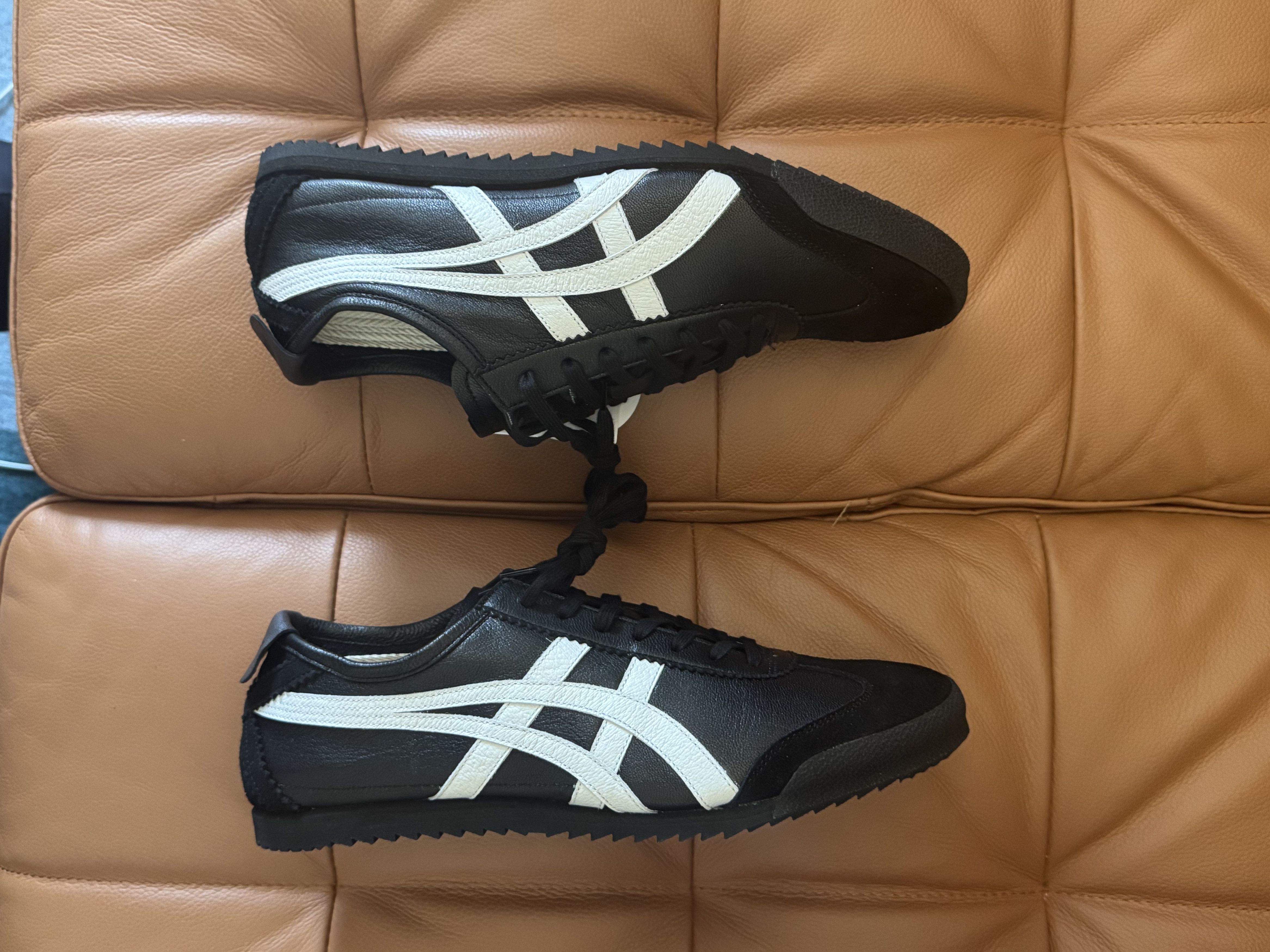 Onitsuka Tiger Black Onitsuka Tiger Mexico 66 Deluxe Nippon Made Size US 8.5 / EU 41-42 - 3 Thumbnail