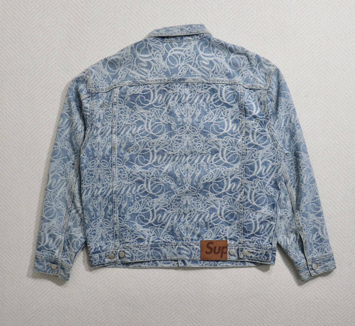 Supreme Supreme 22fw Script Jacquard Denim Jacket Size US M / EU 48-50 / 2 - 3 Thumbnail