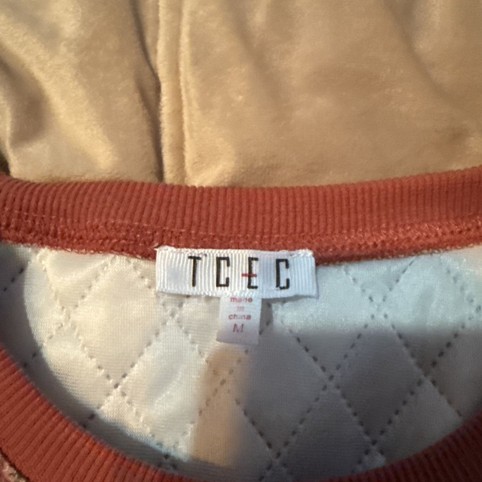 & Other Stories TCEC Women’s Quilted Puff Sleeved Top Sz M Prairie Core Size M / US 6-8 / IT 42-44 - 9 Thumbnail