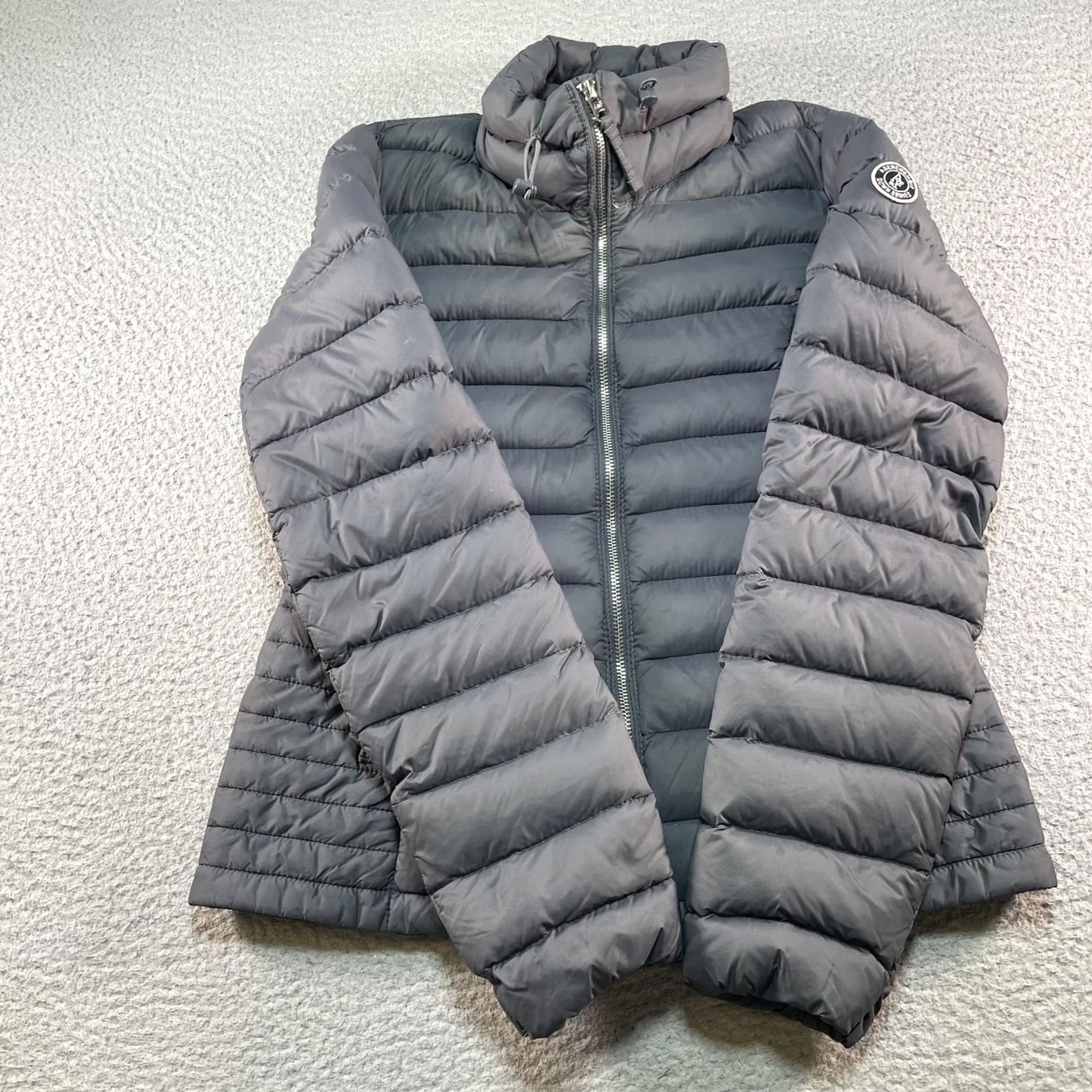Abercrombie & Fitch Abercrombie & Fitch Puffer Jacket Womens Small Gray Down Insulated Quilted Jacket Size S / US 4 / IT 40 - 2 Thumbnail