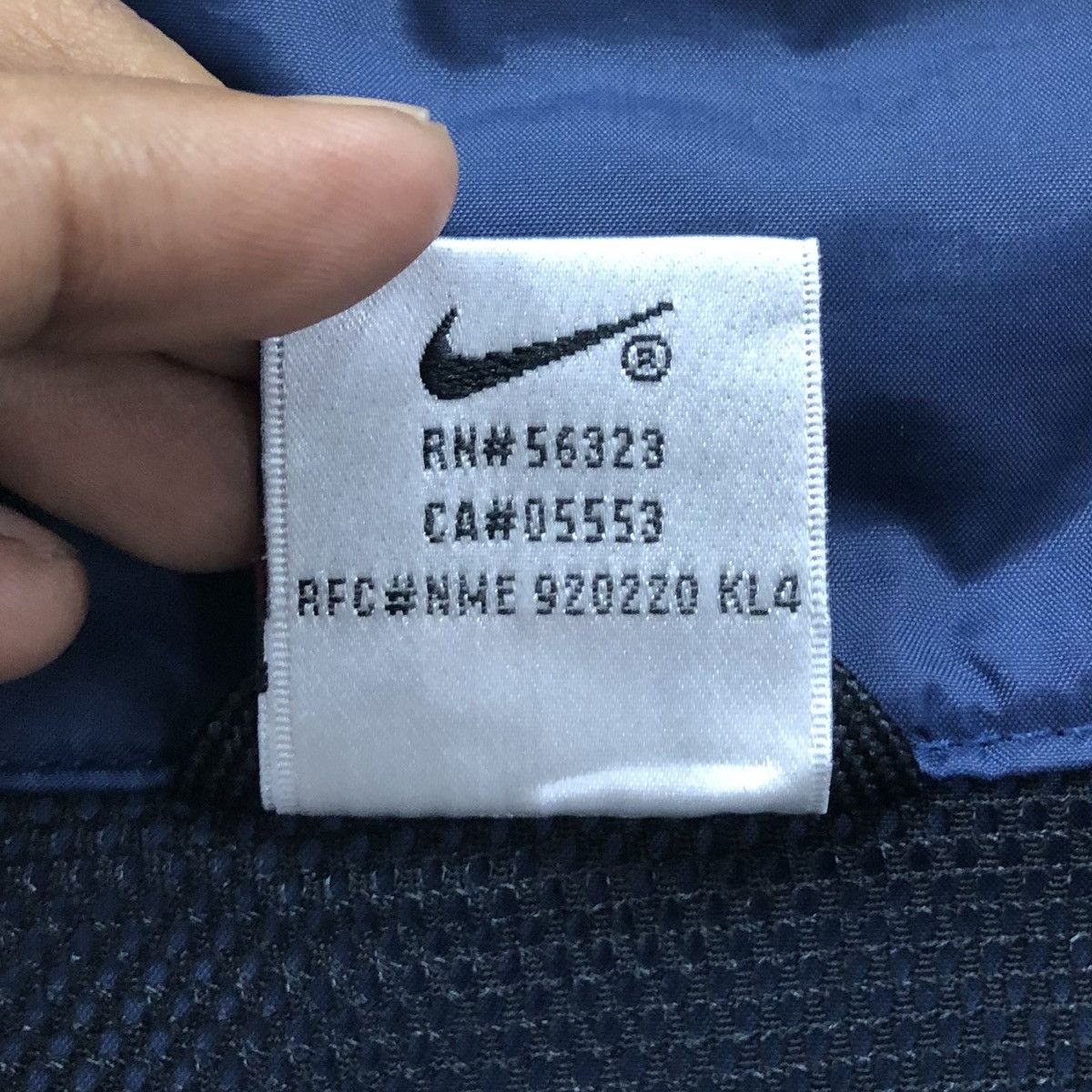 Nike VINTAGE 90S NIKE EMBROIDERY LOGO WINDBREAKER JACKET Size US L / EU 52-54 / 3 - 18 Thumbnail