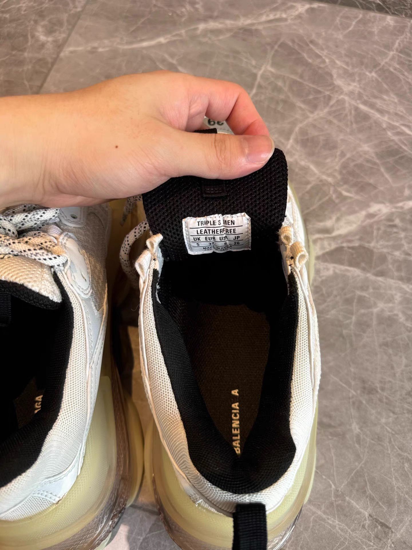 Balenciaga Balenciaga Triple S Sneakers K6 Size US 6 / EU 39 - 7 Thumbnail