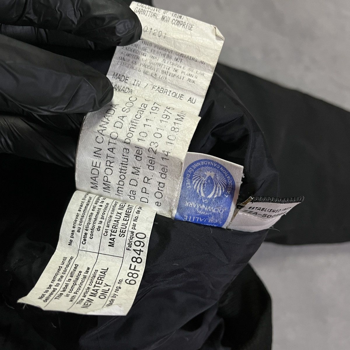 Canada Goose Canada Goose Fur-Trim Chilliwack Bomber Jacket Size S / US 4 / IT 40 - 10 Thumbnail