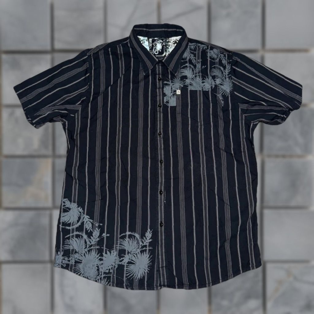 Billabong VINTAGE Billabong Shirt XL Black Striped Button-Up Short Sleeve Y2K Surf Skate Retro Palm Tree Mens Size US XL / EU 56 / 4 - 1 Thumbnail