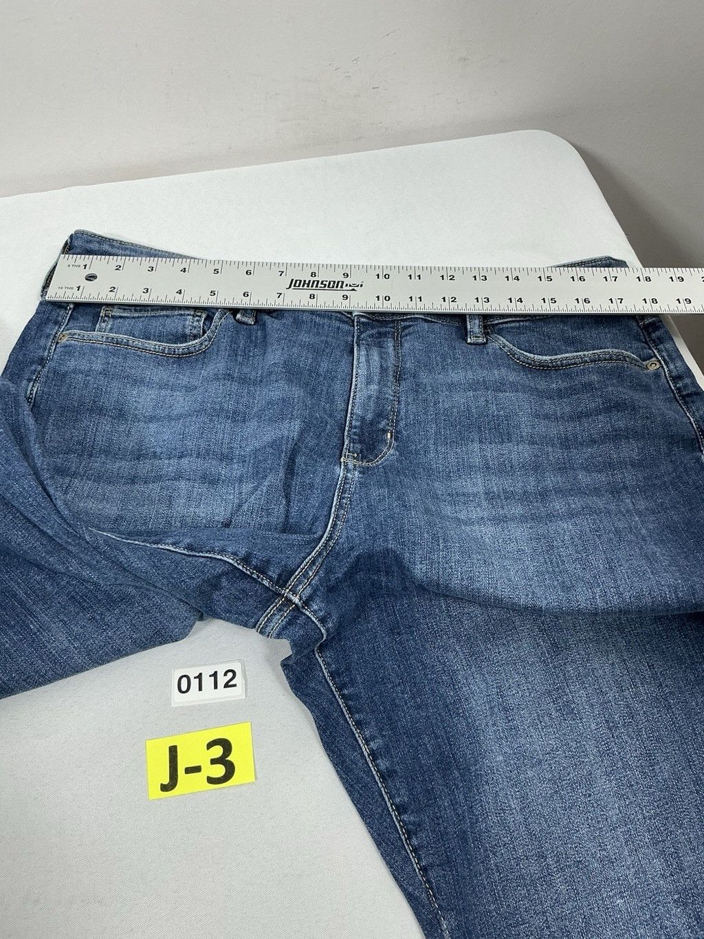 St. Johns Bay Womans Excellent St John's Bay Capri Blue Jeans 16 0112/J-3 Size 38" / US 16 / IT 52 - 6 Thumbnail