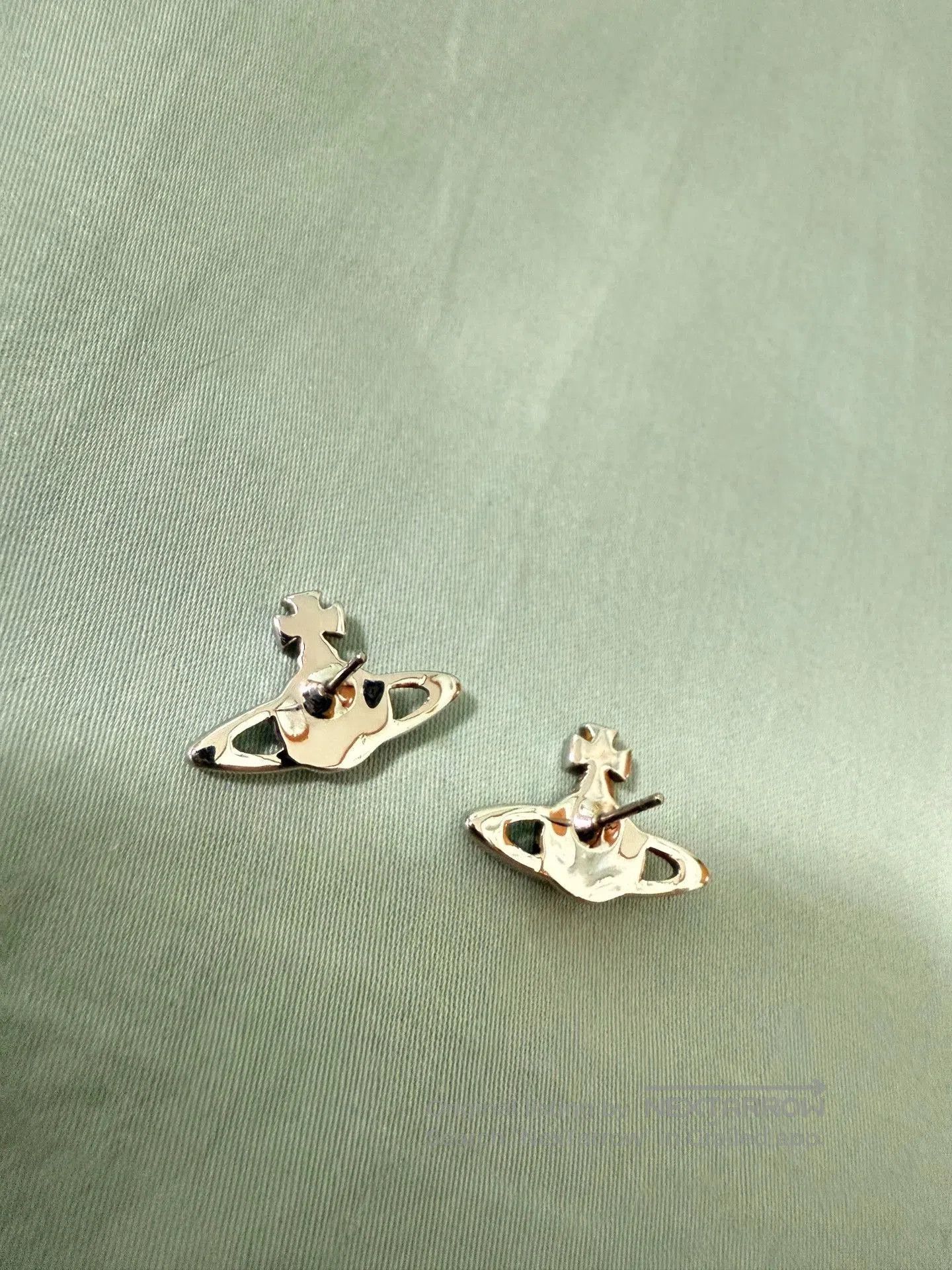 Vintage vintage silver saturn earrings. Size ONE SIZE - 3 Thumbnail