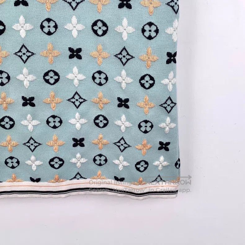 Louis Vuitton Louis Vuitton 24 sky-blue logo presbyopic full print cotto Size US S / EU 44-46 / 1 - 4 Thumbnail