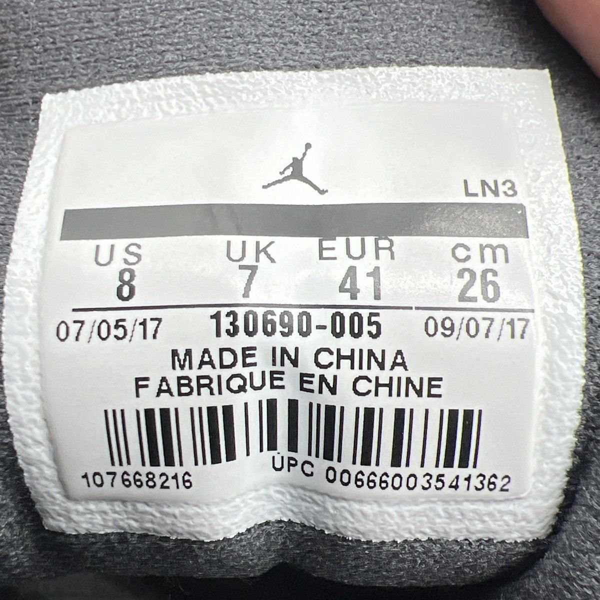 Jordan Brand Air Jordan 12 dark grey Size US 8 / EU 41 - 8 Thumbnail
