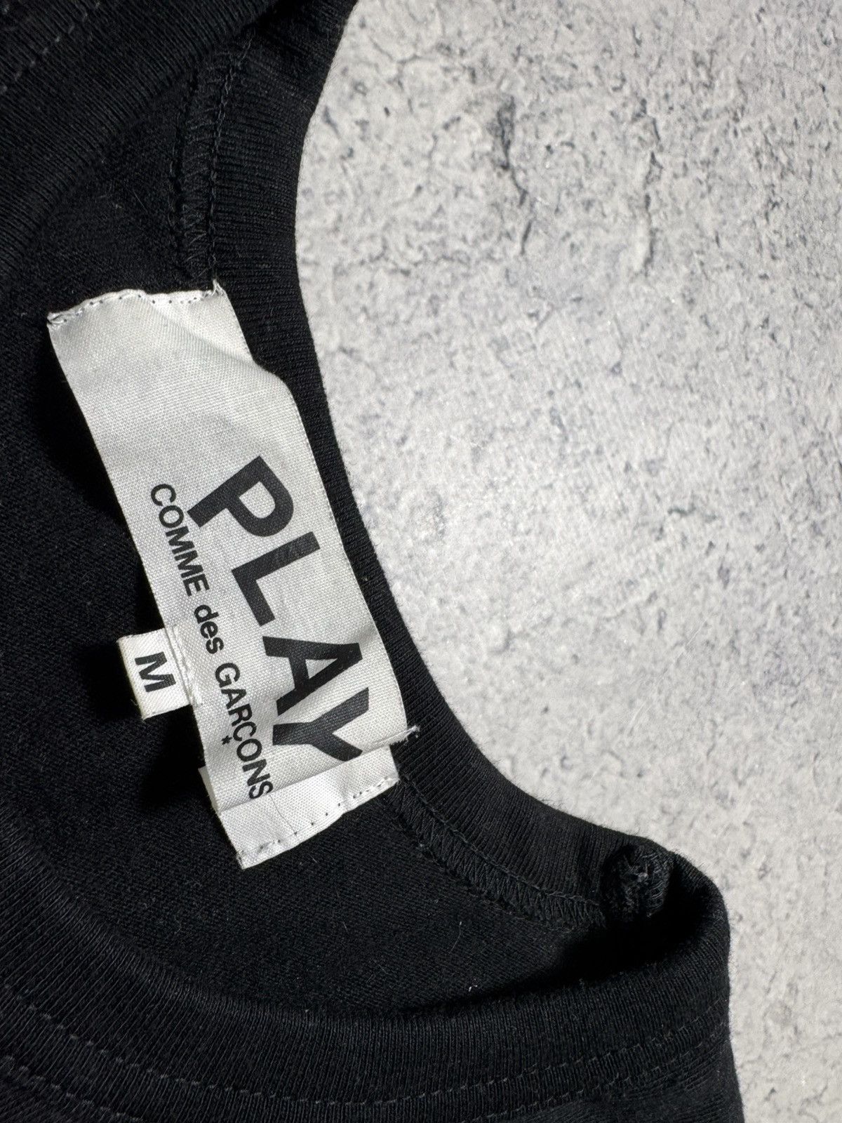 Comme Des Garcons PLAY CDG Luxury T-Shirt Love Big Logo