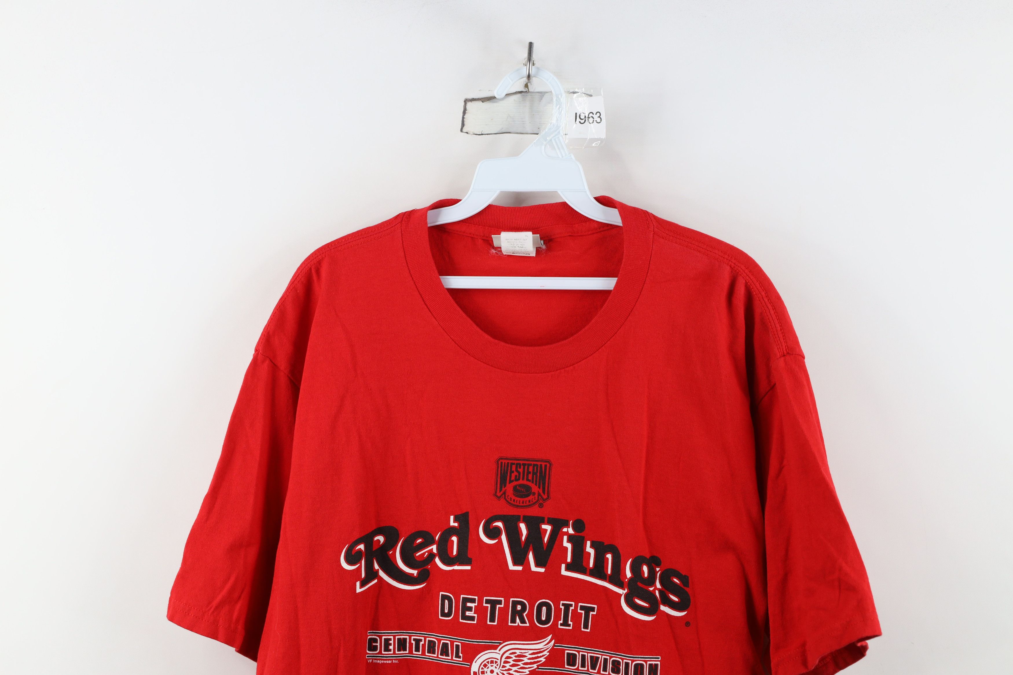 Vintage Vintage Y2K 2003 Spell Detroit Red Wings Hockey T-Shirt Red Size US L / EU 52-54 / 3 - 2 Thumbnail