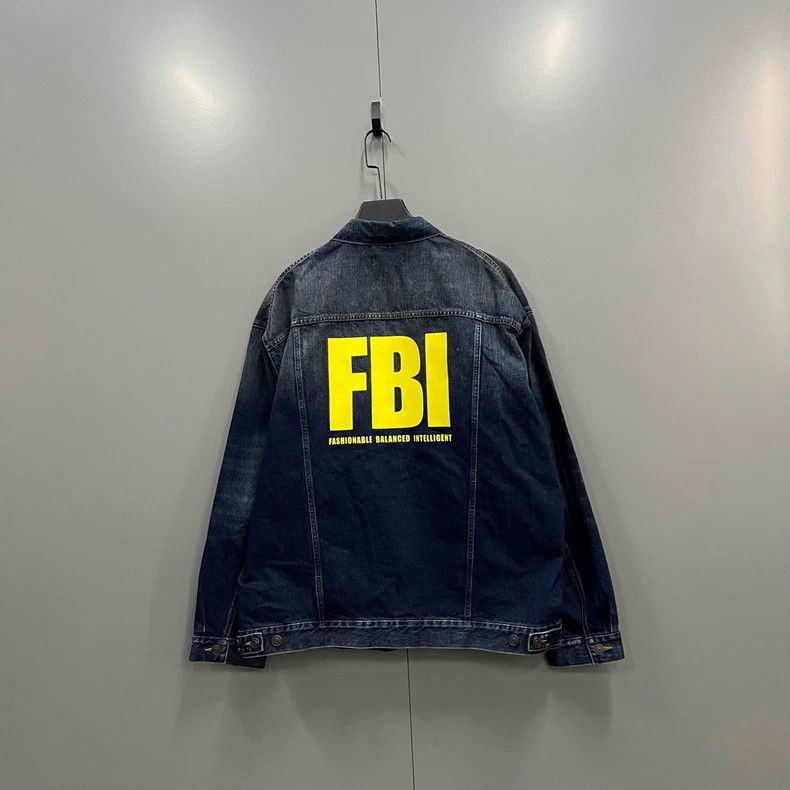 Balenciaga Balenciaga Behind the FBI printed denim jacket Size US S / EU 44-46 / 1 - 2 Thumbnail