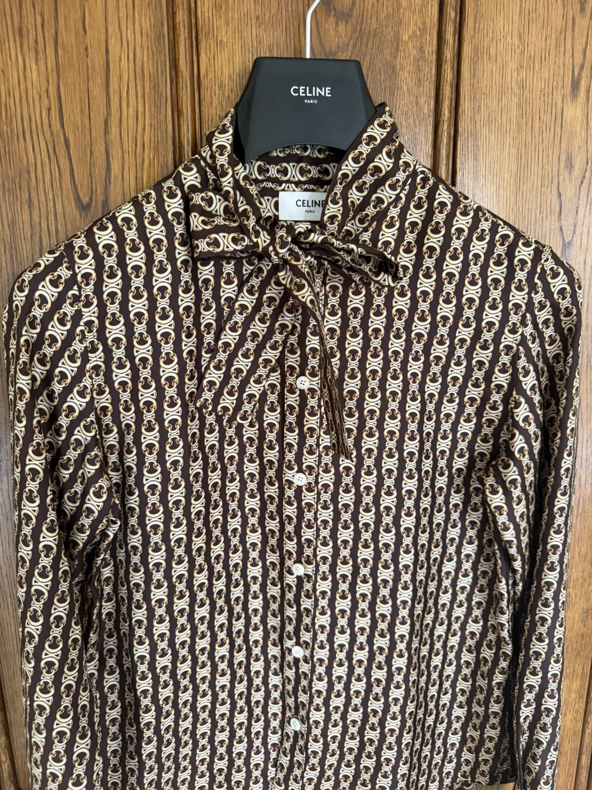 Celine FW24 $1.8k Celine Triomphe silk bow tie shirt Hedi Slimane Size US S / EU 44-46 / 1 - 2 Thumbnail