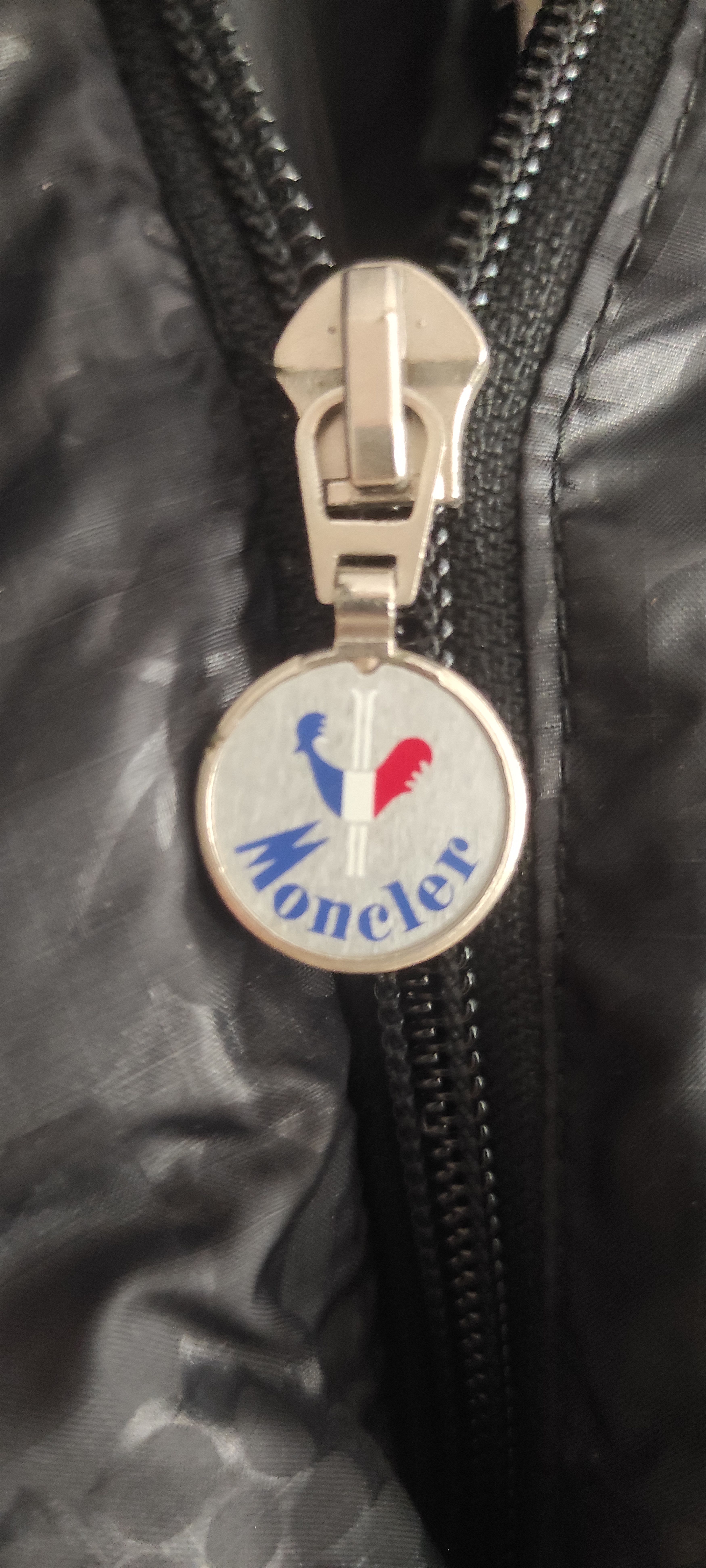 Moncler Vintage Moncler Grenoble Puffer Down Jacket Made In France Size L / US 10 / IT 46 - 15 Thumbnail
