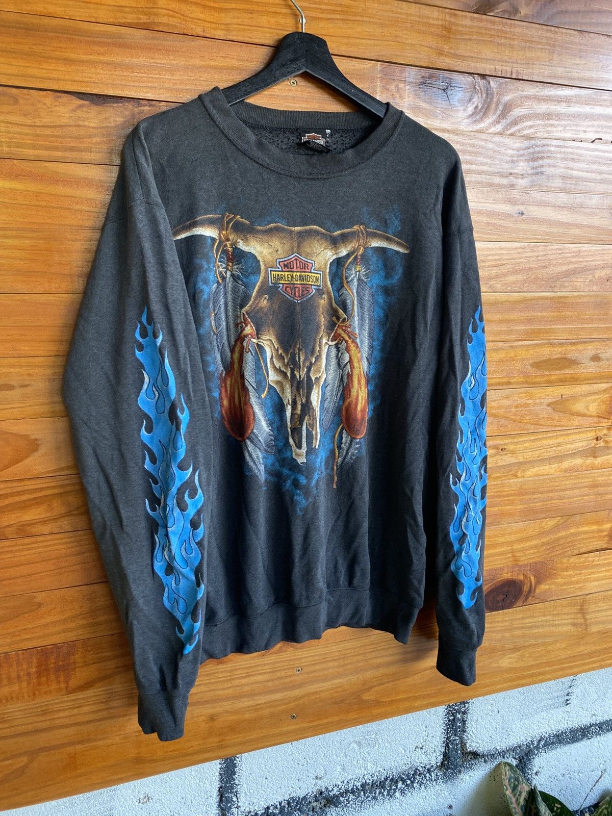 Harley Davidson Vintage 1985 Harley-Davidson Skull Bull Flames Sweatshirt Size US M / EU 48-50 / 2 - 11 Thumbnail