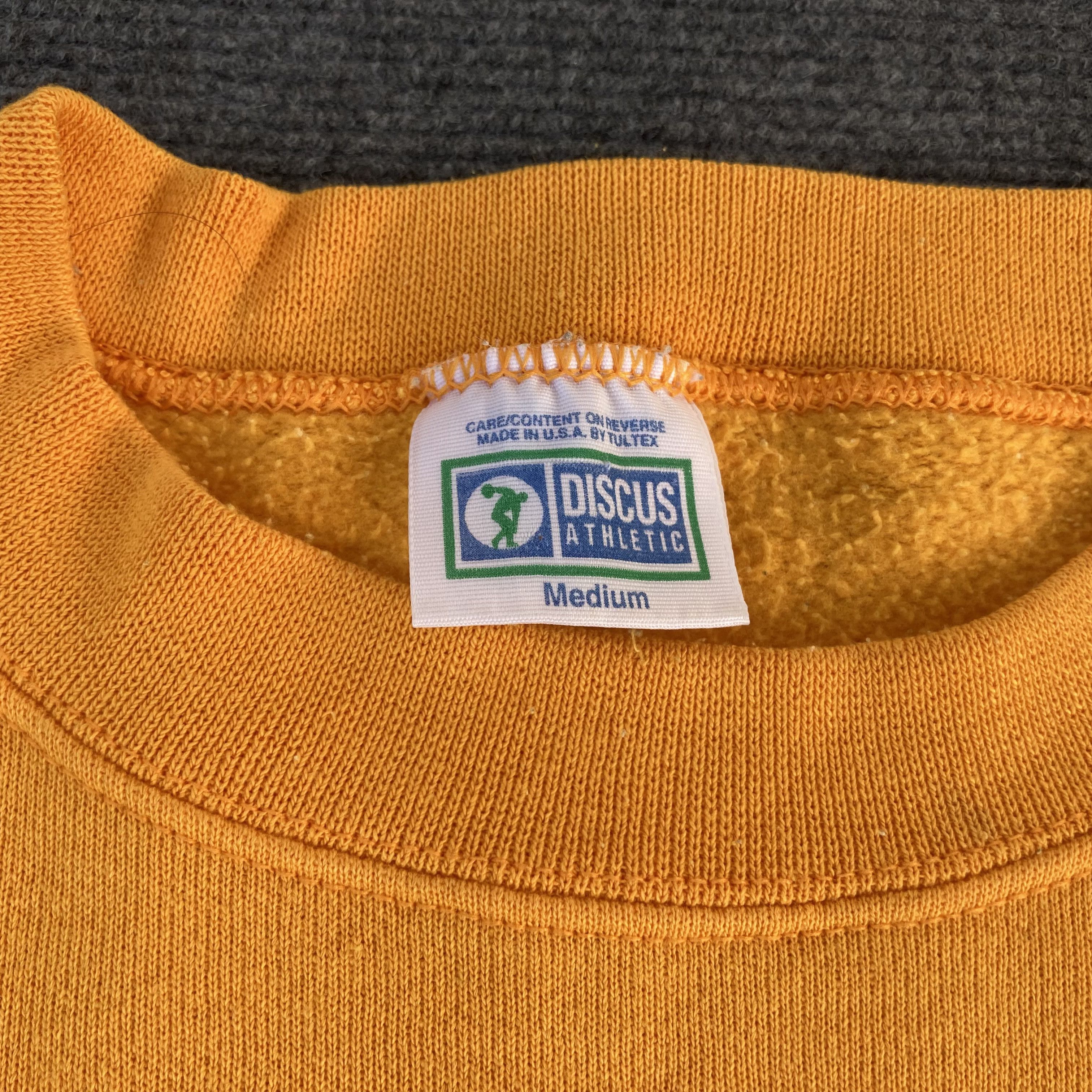 Russell Athletic × Vintage Vtg Russell Plain Sweatshirt Size M Hip Hop Sweatshirt Size US M / EU 48-50 / 2 - 3 Thumbnail