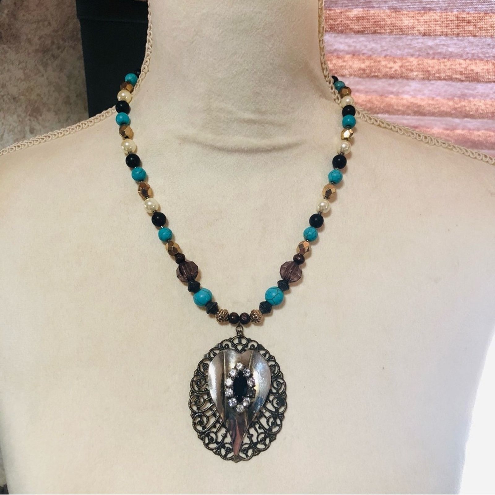 Handmade Handcrafted repurpose vintage filigree pendant necklace Size ONE SIZE - 2 Thumbnail