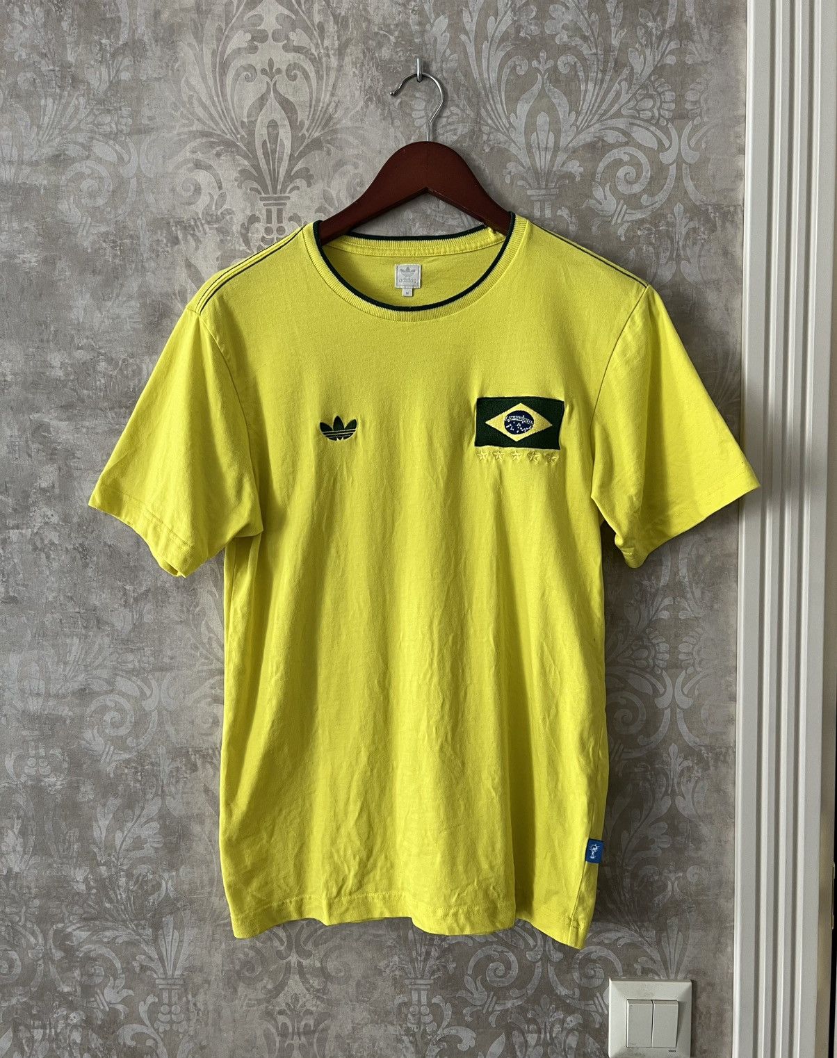 Adidas Vintage Adidas Brasil Football Tee Brazil Soccer Shirt Size US M / EU 48-50 / 2 - 1 Thumbnail