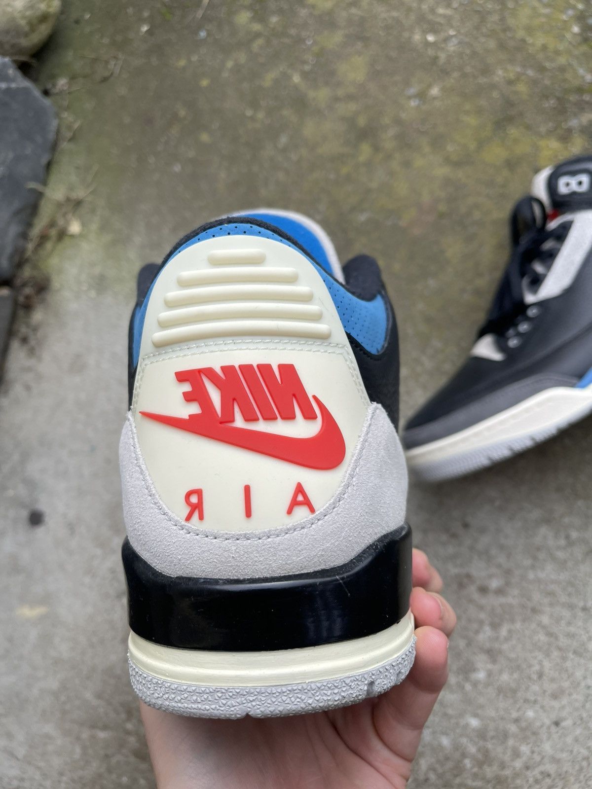 Jordan Brand Worn once jordan 3 retro og rare air Size US 13 / EU 46 - 5 Thumbnail