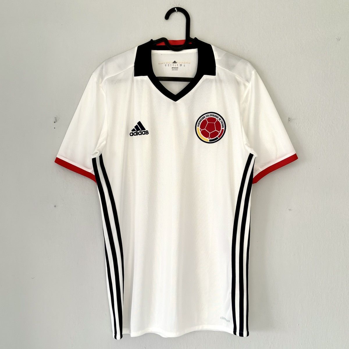 Adidas 2015 2016 Colombia National Adidas Home Kit Soccer Jersey Size US S / EU 44-46 / 1 - 3 Thumbnail