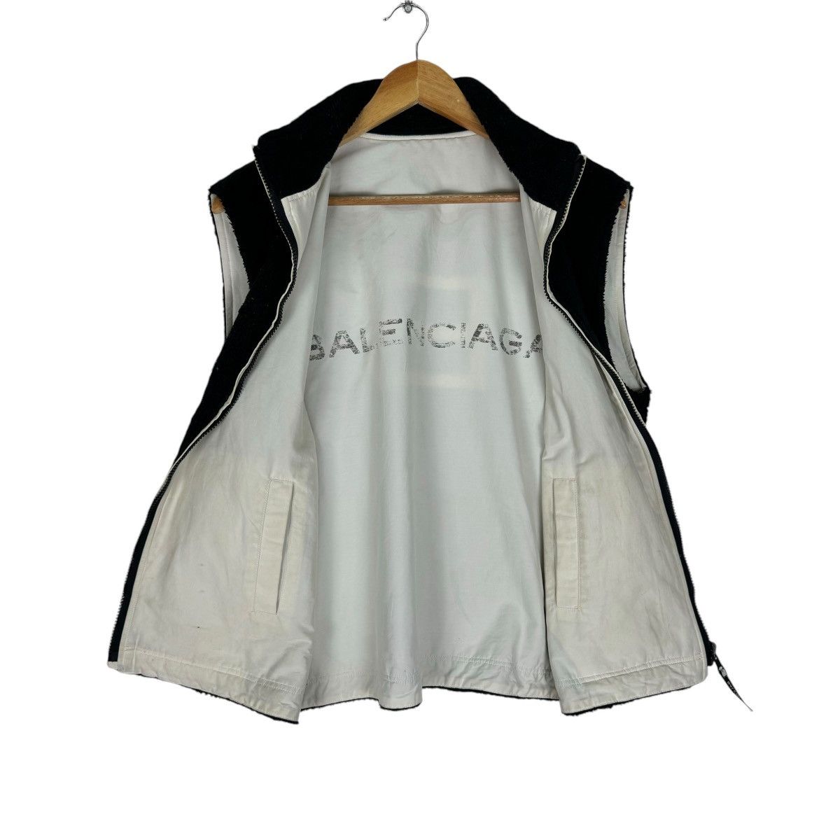 Balenciaga 🌟BALENCIAGA GOLF ZIPPER VEST Size US L / EU 52-54 / 3 - 12 Thumbnail
