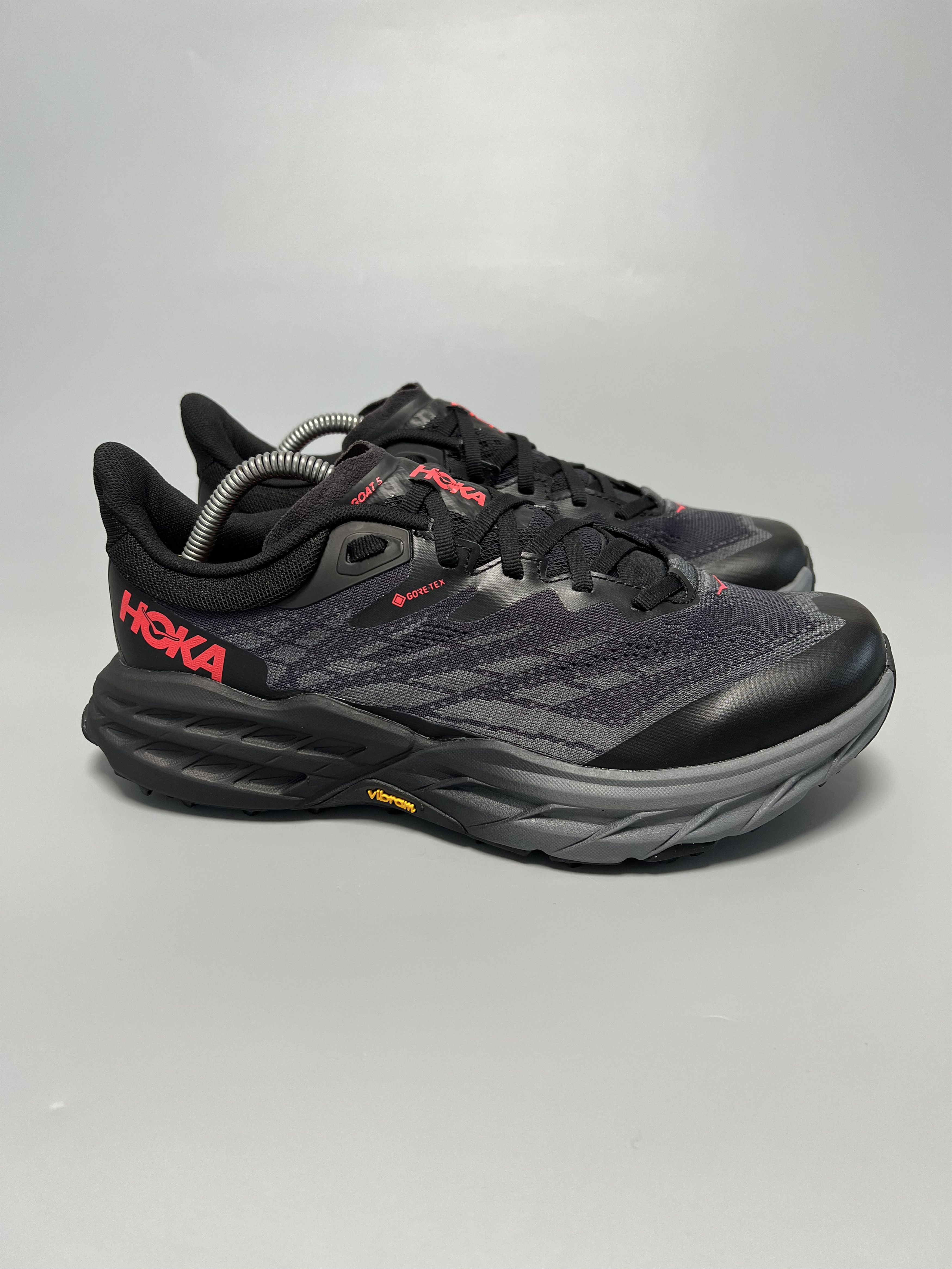 Goretex × Hoka 9B Hoka One One Speedgoat 5 GTX Trail Running Shoes Size US 9 / IT 39 - 1 Thumbnail