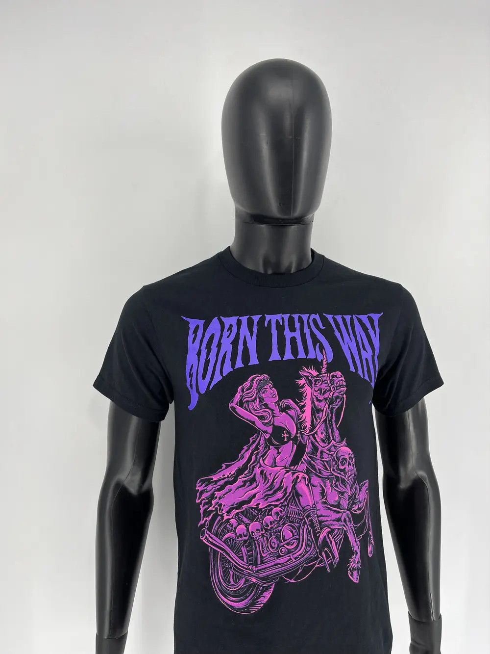Band Tees Vintage Lady Gaga Born This Way Graphic Tee Size US M / EU 48-50 / 2 - 3 Thumbnail