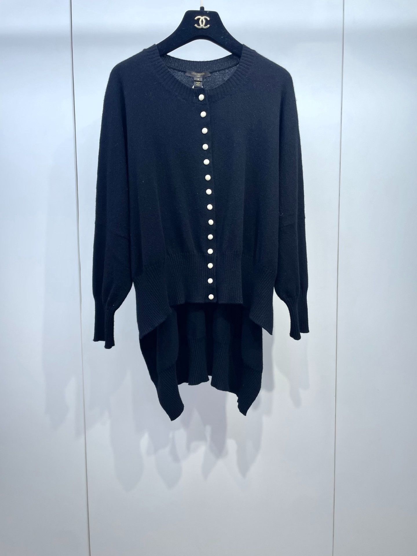 Louis Vuitton LV Black Short Front Long Back Cardigan Size S / US 4 / IT 40 - 1 Thumbnail