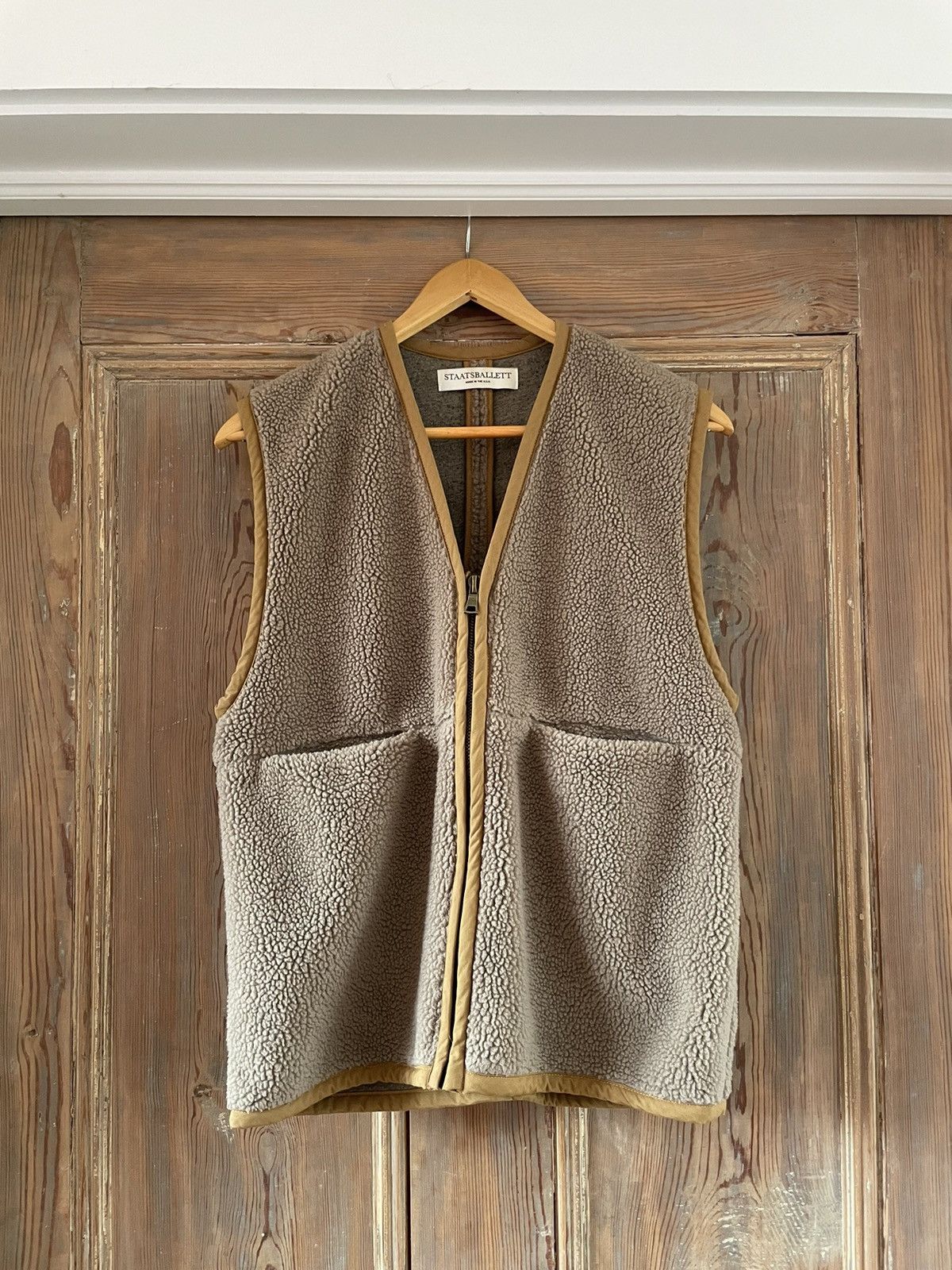 image of Staatsballett High Yield Sherpa Liner Vest in Tan/Beige, Men's (Size Small)