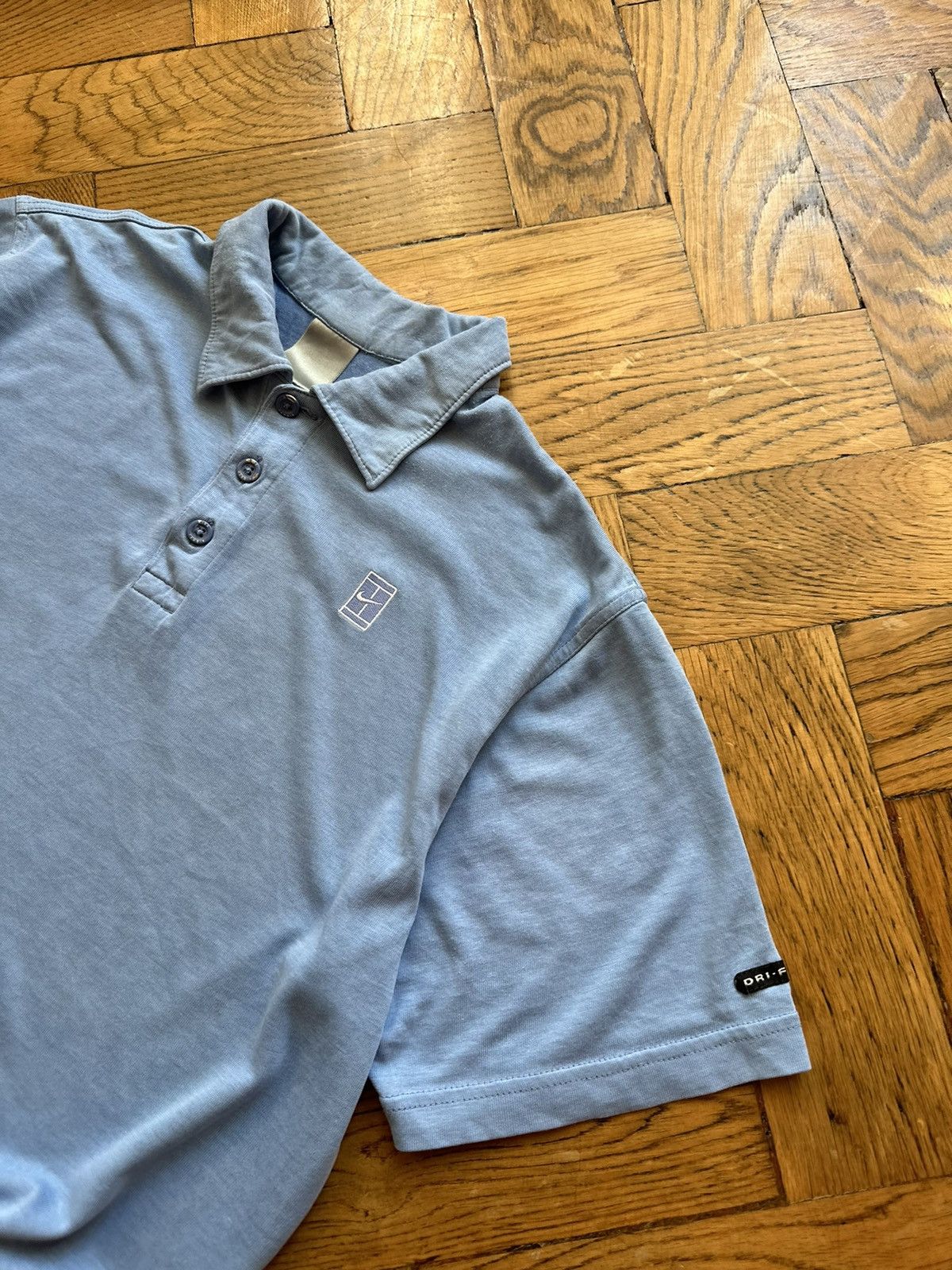 Nike × Vintage Vintage Nike Court logo polo t shirt Size US S / EU 44-46 / 1 - 3 Thumbnail