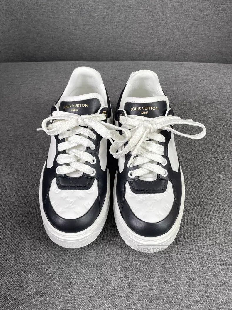 Louis Vuitton Louis Vuitton Black and white embossed casual board shoes Size US 5 / IT 35 - 1 Thumbnail