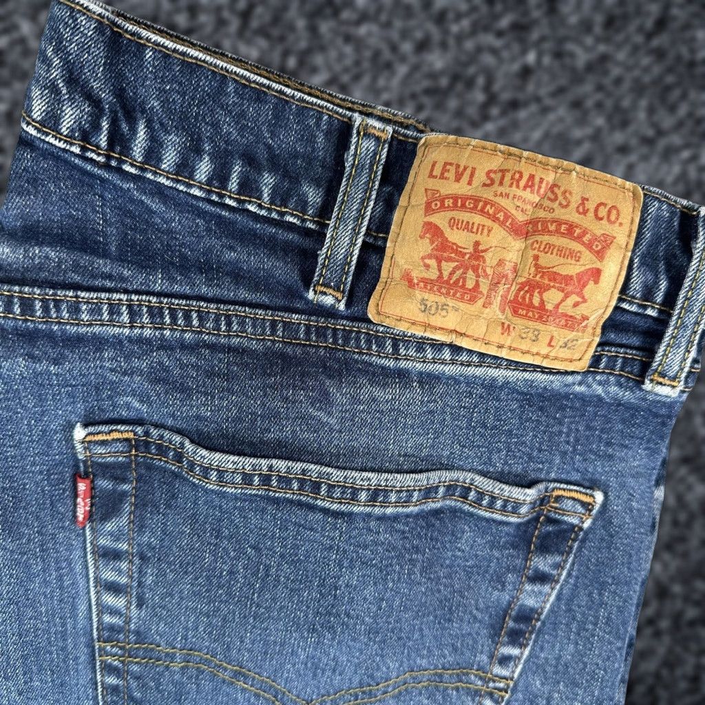 Levi's Levi's 505 Jeans Mens 36x31 Blue Straight Regular Fit Medium Wash Denim Pants Size US 36 / EU 52 - 1 Thumbnail