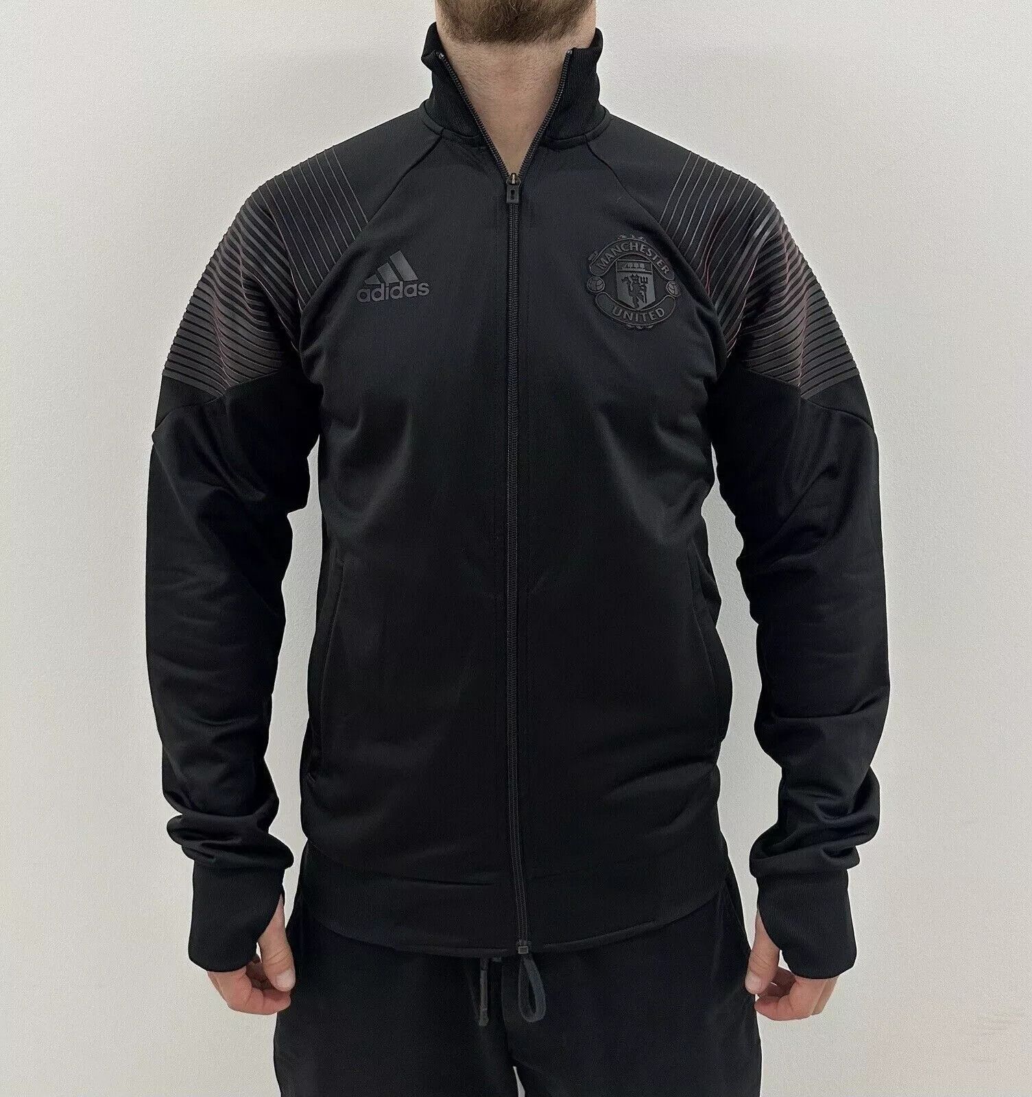 Adidas MANCHESTER UNITED 2018 2019 TRACK TRAINING JACKET FOOTBALL Size US S / EU 44-46 / 1 - 1 Thumbnail