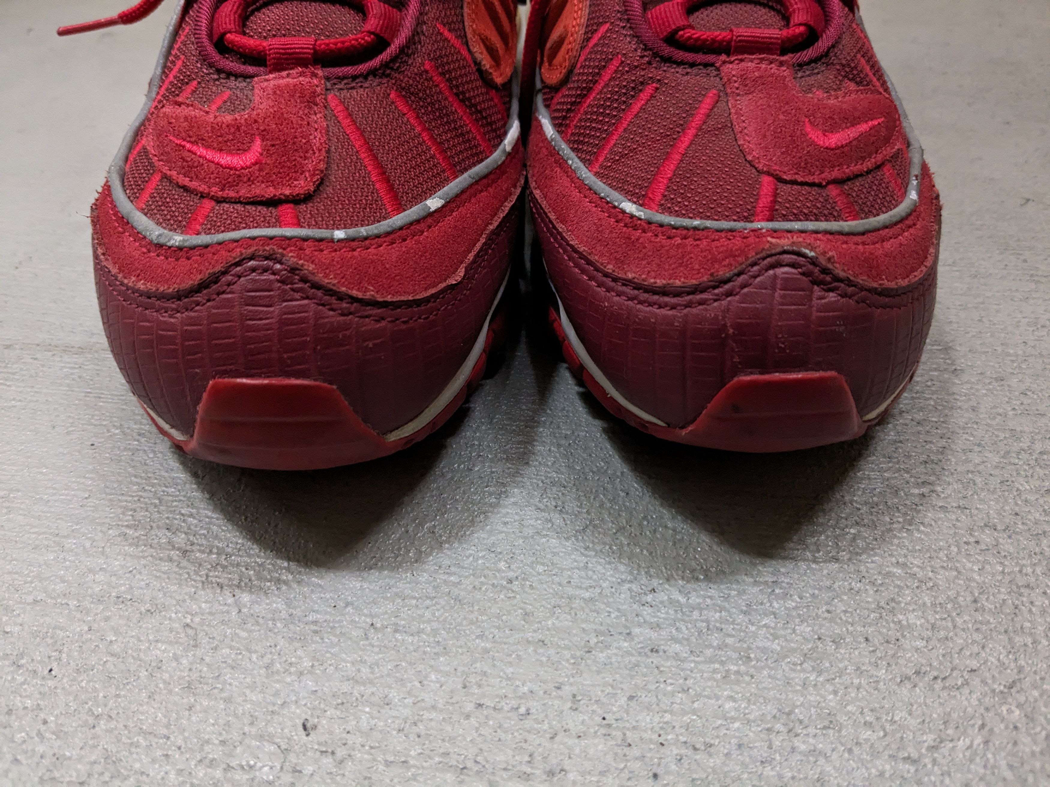 Nike Nike Air Max 98 SE Triple Red Size 11 White AO9380-600 Size US 11 / EU 44 - 2 Thumbnail