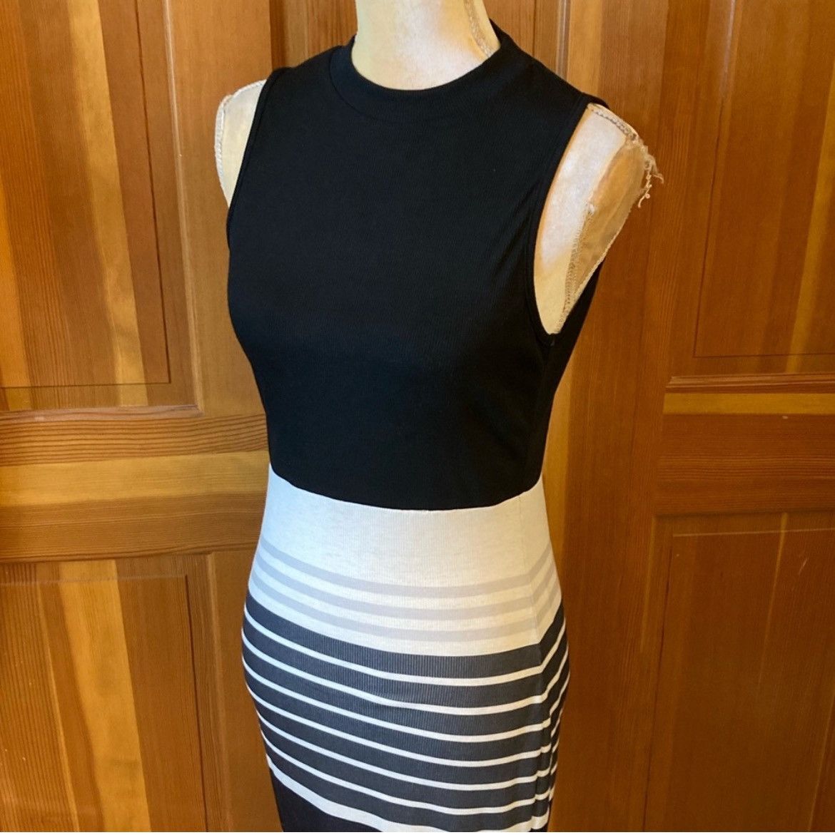 Designer × Other NWT, Lavishly Paris Women’s Halter Design Colorblock Dress Size M / US 6-8 / IT 42-44 - 10 Thumbnail