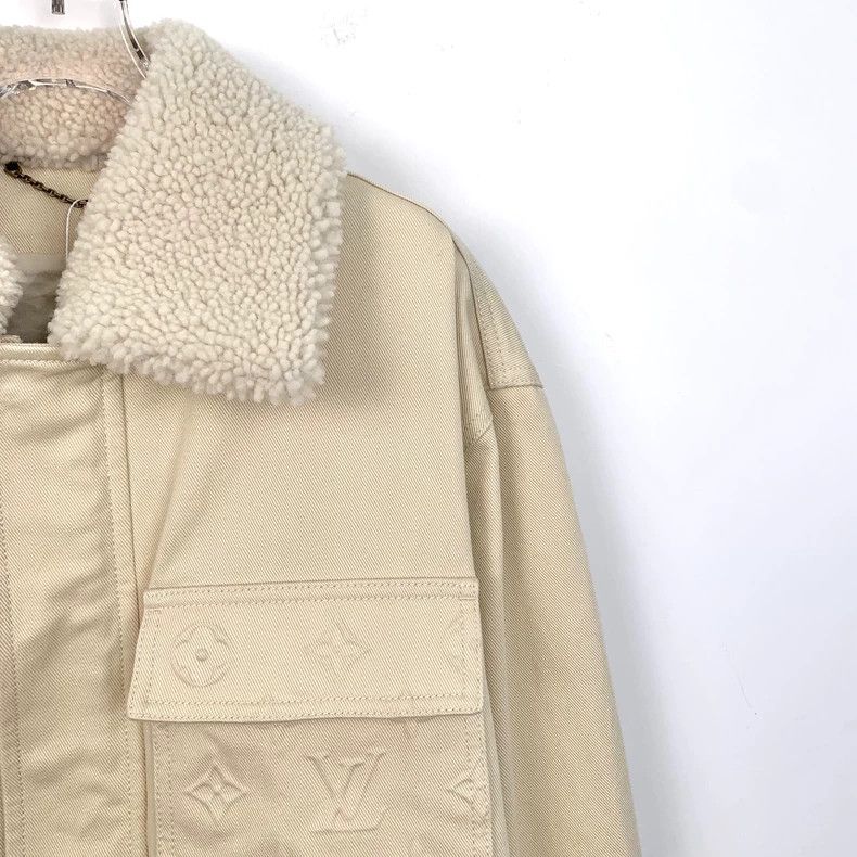 Louis Vuitton Louis Vuitton Beige logo full-print cotton lapel jacket Size US M / EU 48-50 / 2 - 3 Thumbnail
