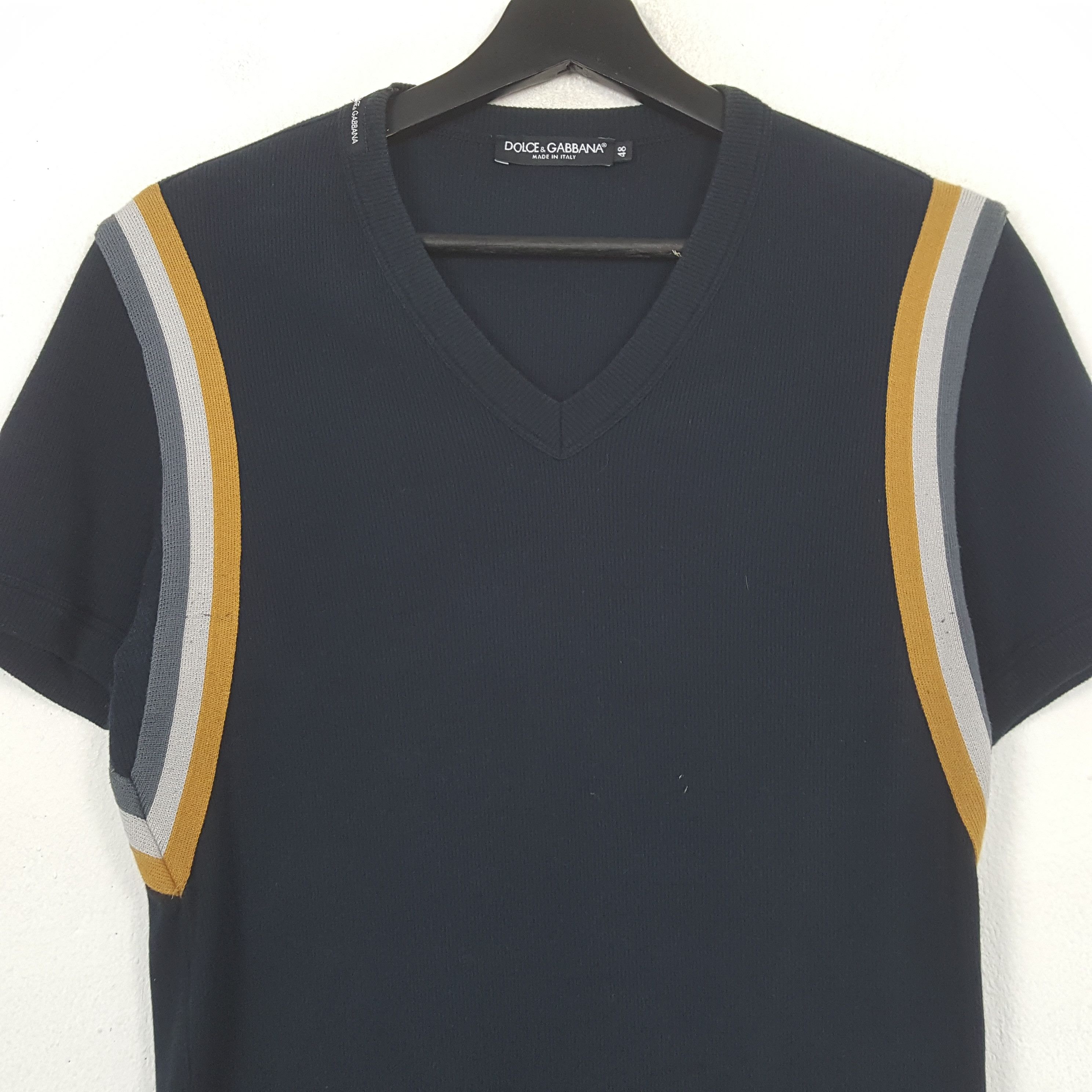 Dolce & Gabbana Dolce & Gabbana Italian Brand Tshirt RR27 Size US S / EU 44-46 / 1 - 2 Thumbnail