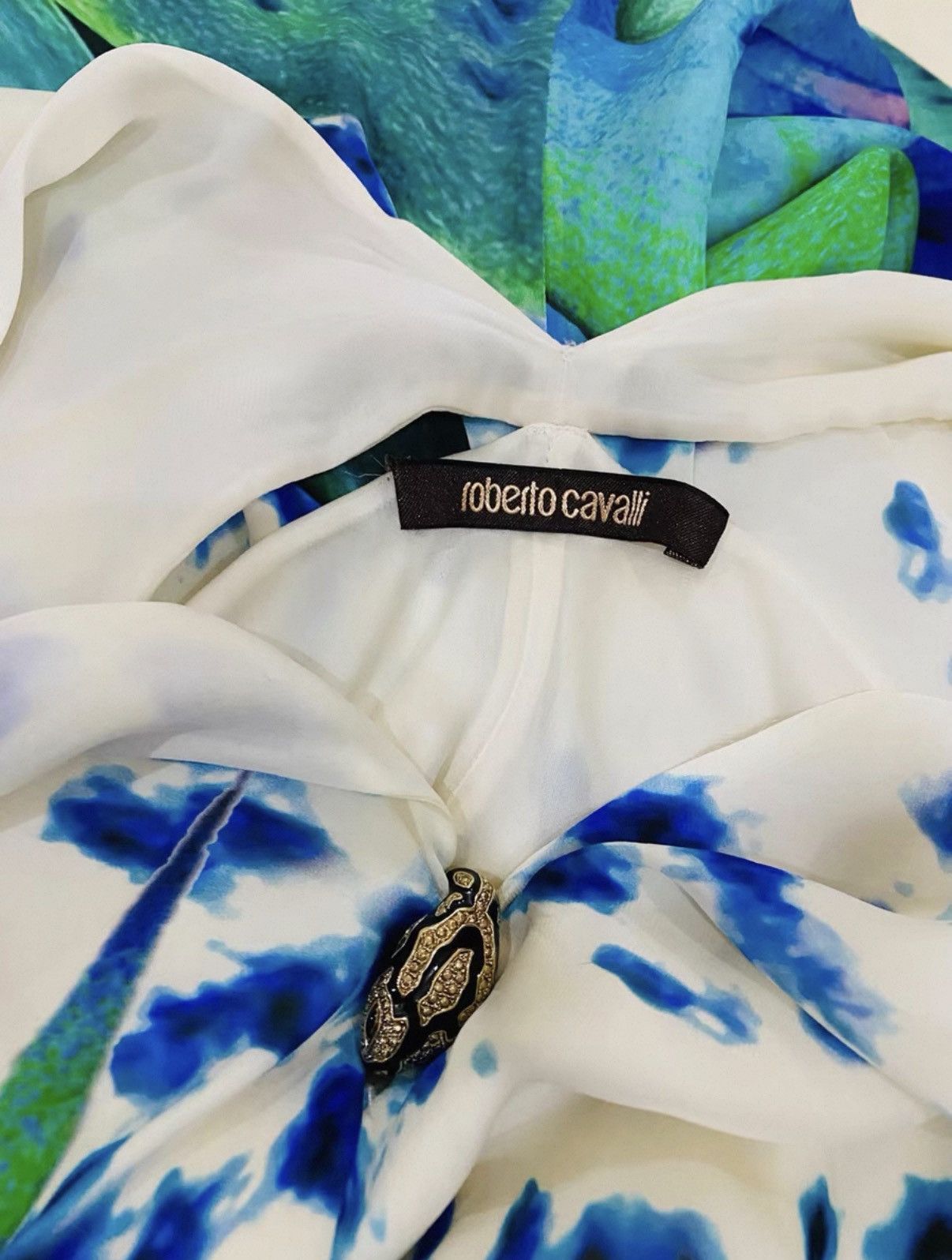 Roberto Cavalli Vintage Roberto Cavalli Blue Floral Snake Buckle Maxi Dress Size XS / US 0-2 / IT 36-38 - 11 Thumbnail