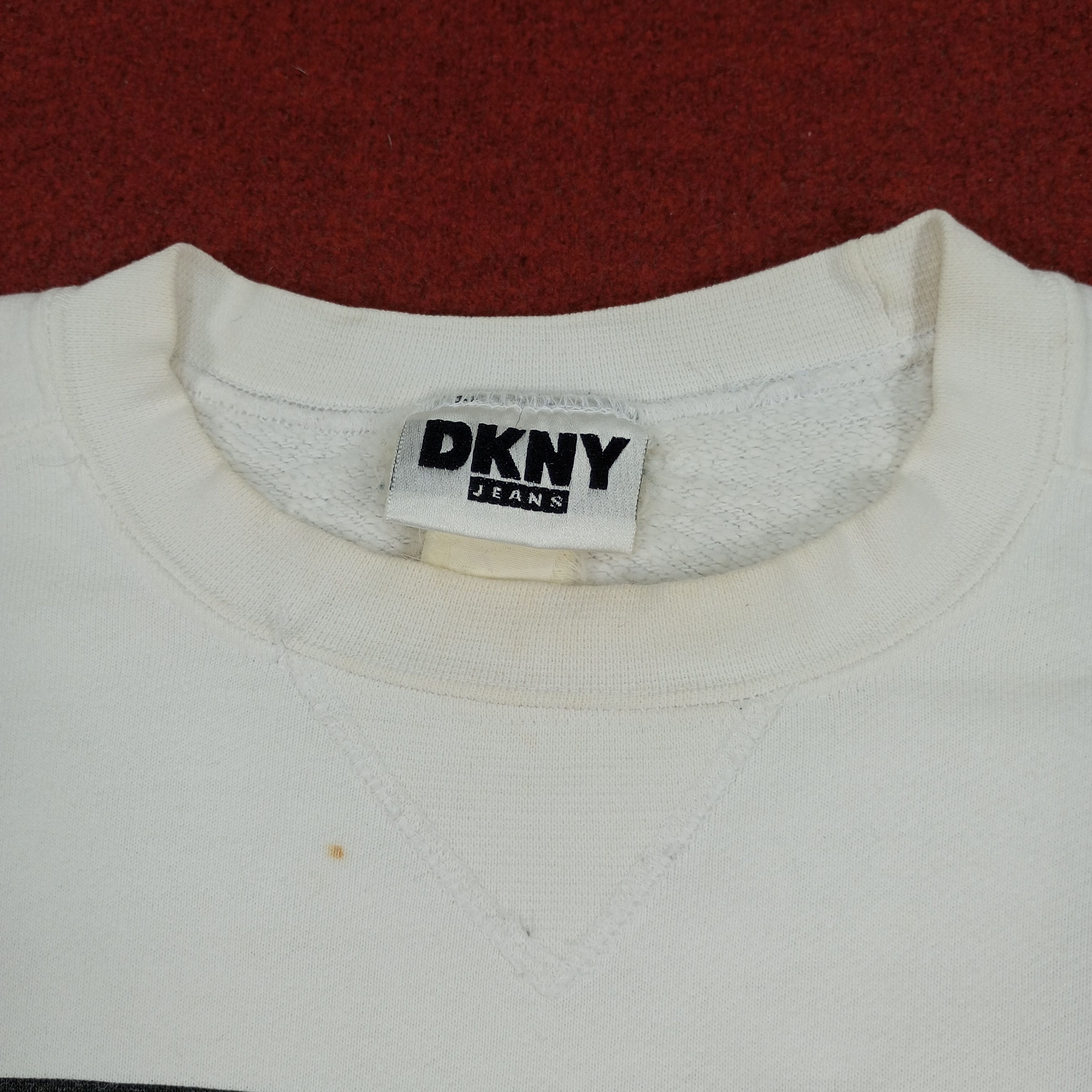 DKNY × Vintage DKNY Streetwear Style Vintage Sweatshirt Size US L / EU 52-54 / 3 - 7 Thumbnail